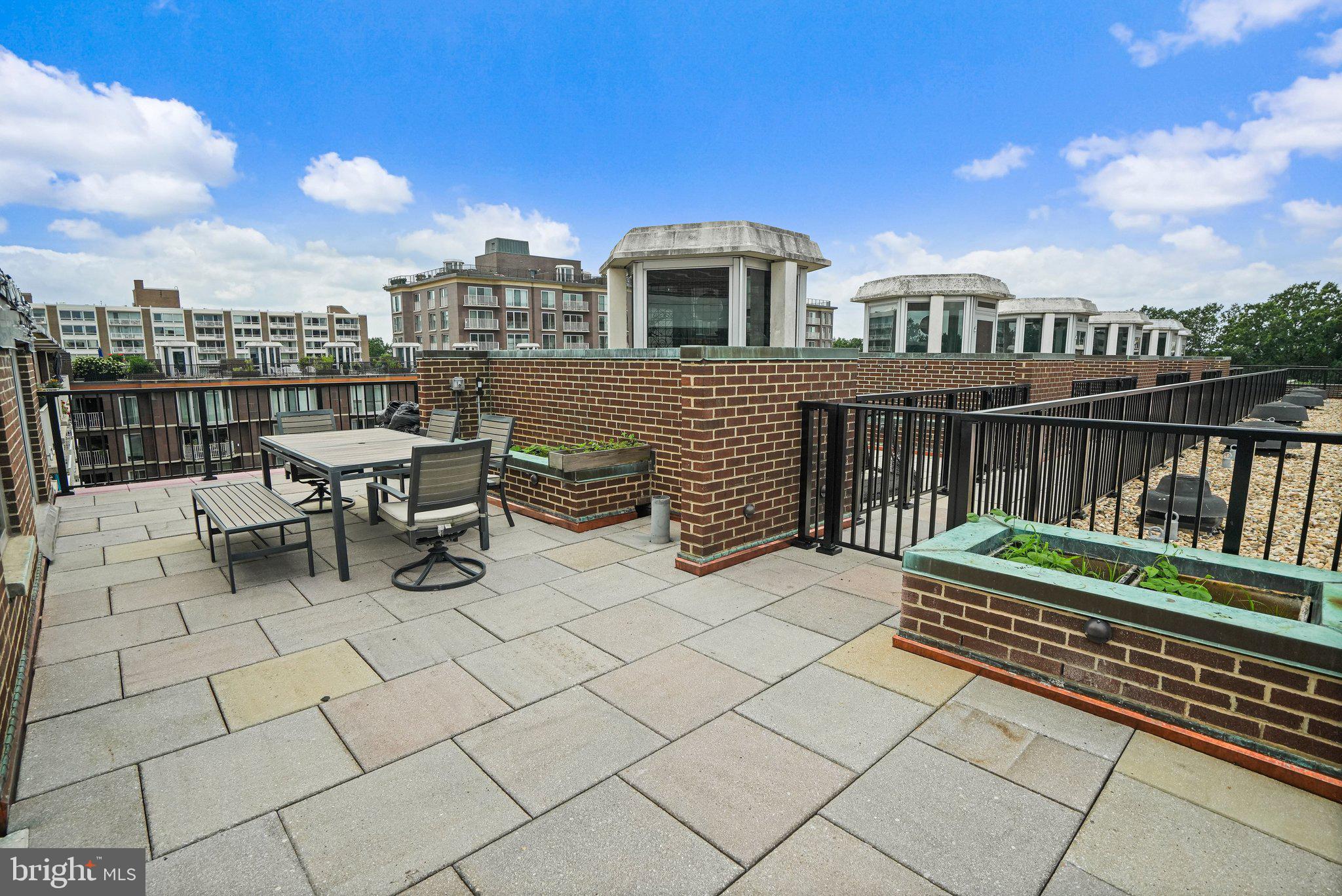 510 N STREET SW N622