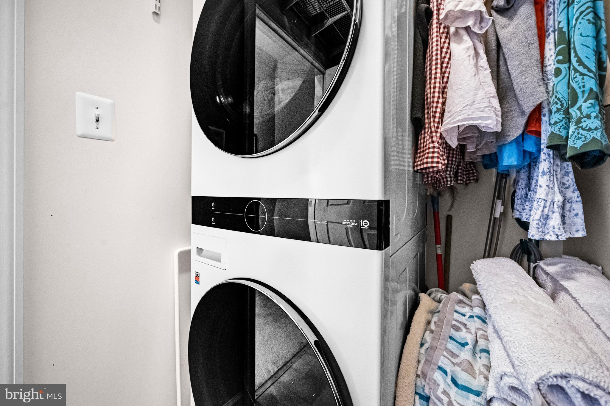 RESIDENCES AT SULLIVAN - Residential