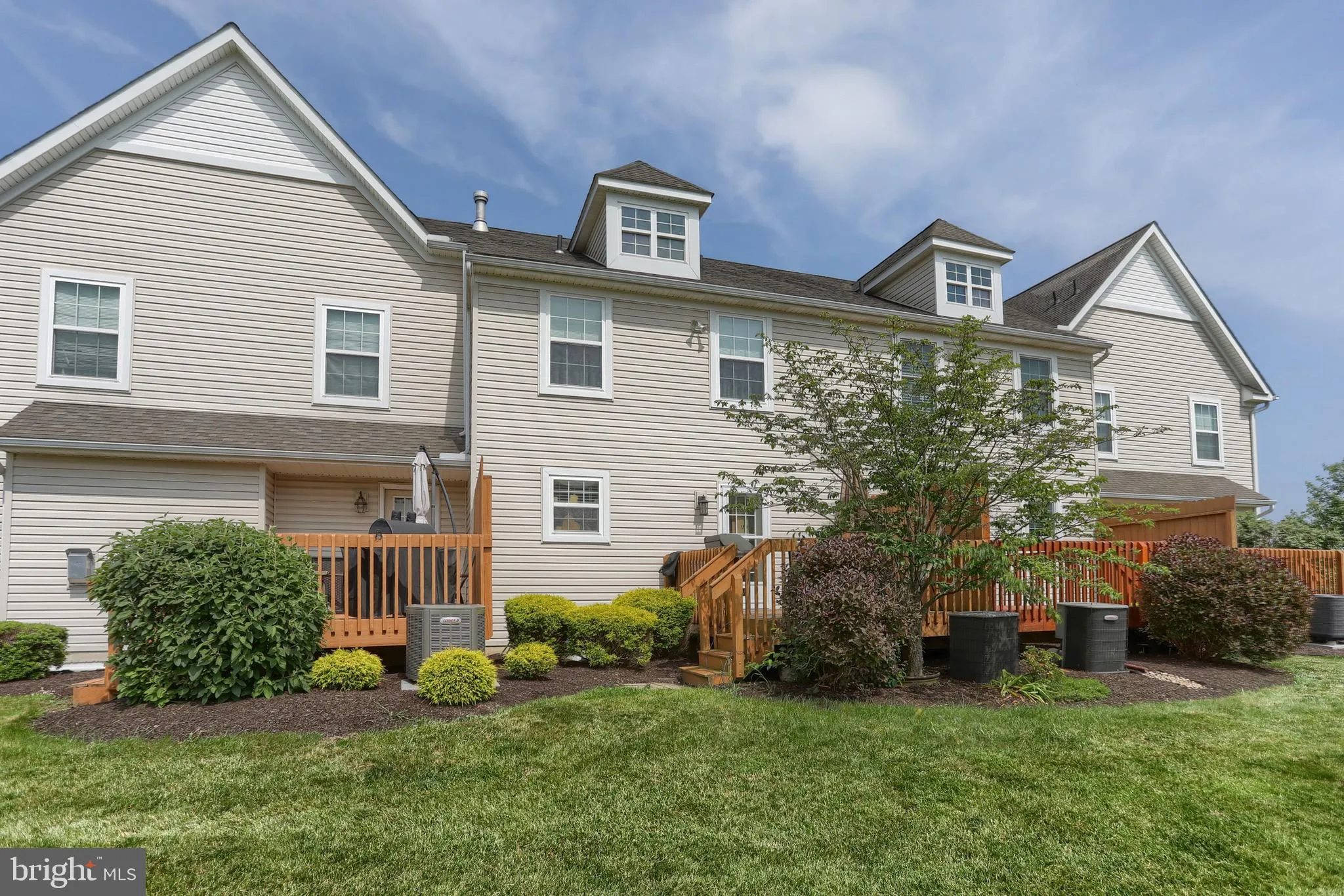 Palmyra, Pennsylvania 17078, United States, 3 Bedrooms Bedrooms, ,3 BathroomsBathrooms,Residential,Active,151707