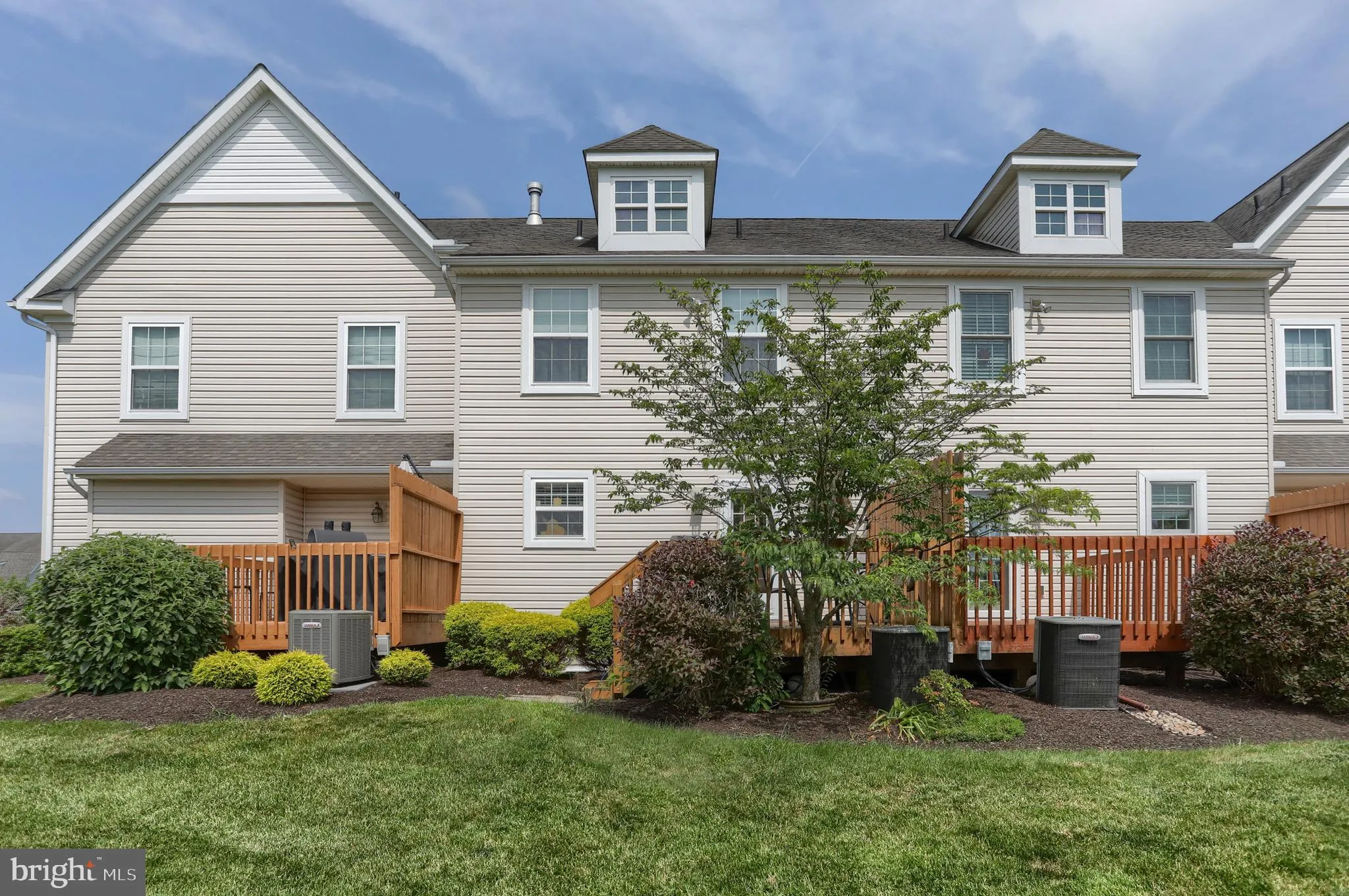 Palmyra, Pennsylvania 17078, United States, 3 Bedrooms Bedrooms, ,3 BathroomsBathrooms,Residential,Active,151707