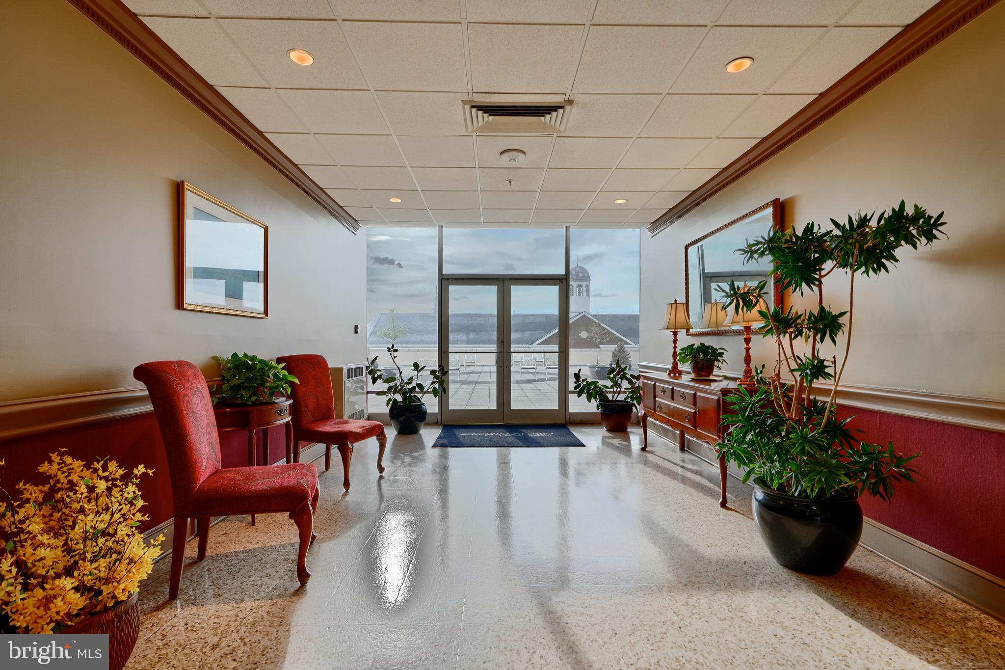 PENTHOUSE CONDOMINIUMS - Residential Lease