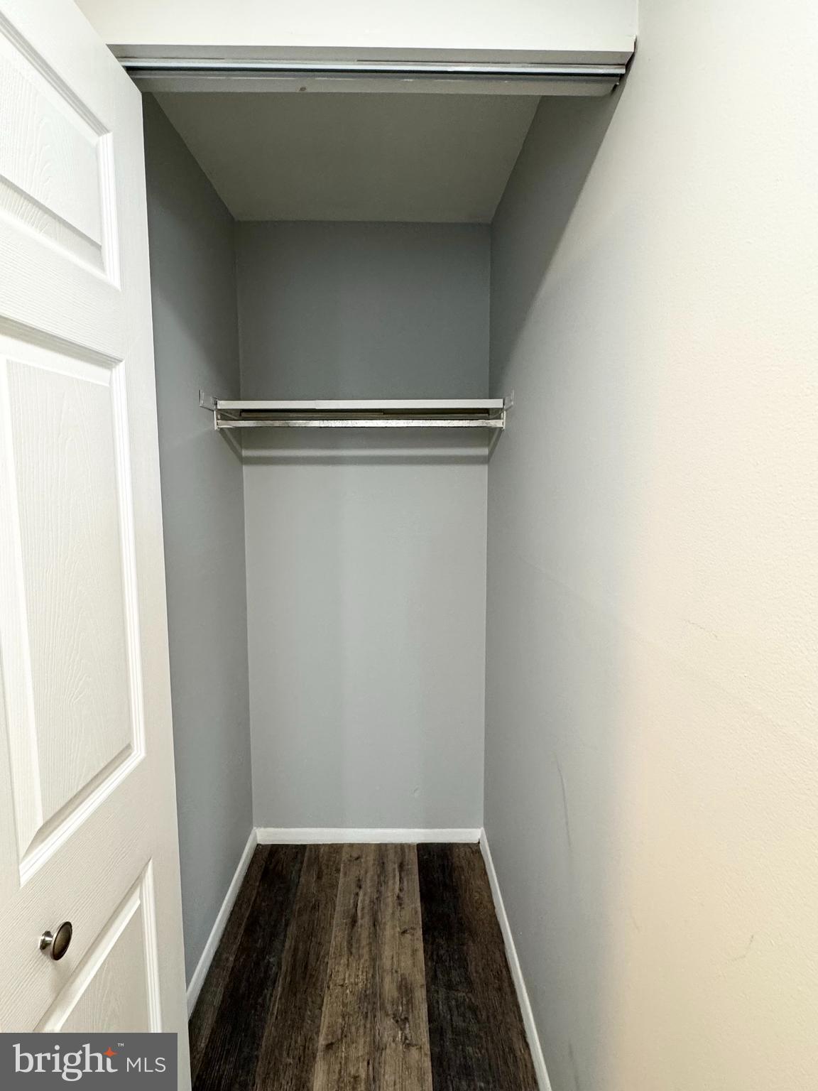 PENTHOUSE CONDOMINIUMS - Residential Lease