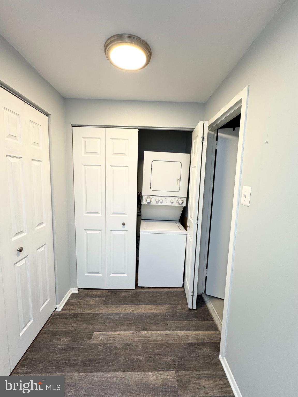 PENTHOUSE CONDOMINIUMS - Residential Lease