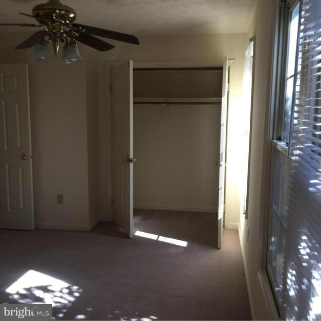 SEVEN OAKS - Residential Lease