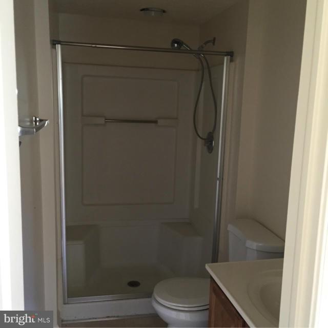 SEVEN OAKS - Residential Lease