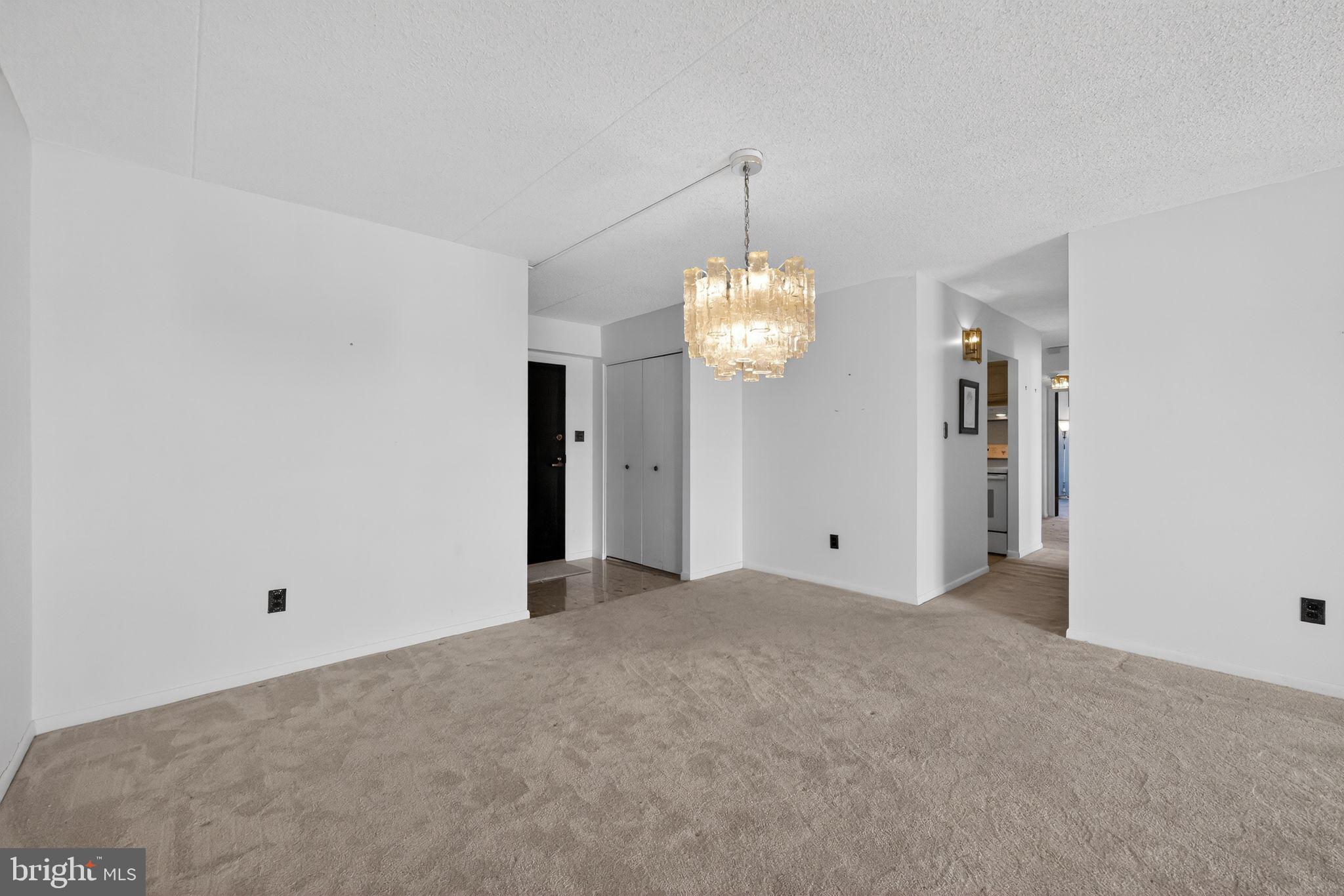 VALLEY FORGE TOWER - Residential