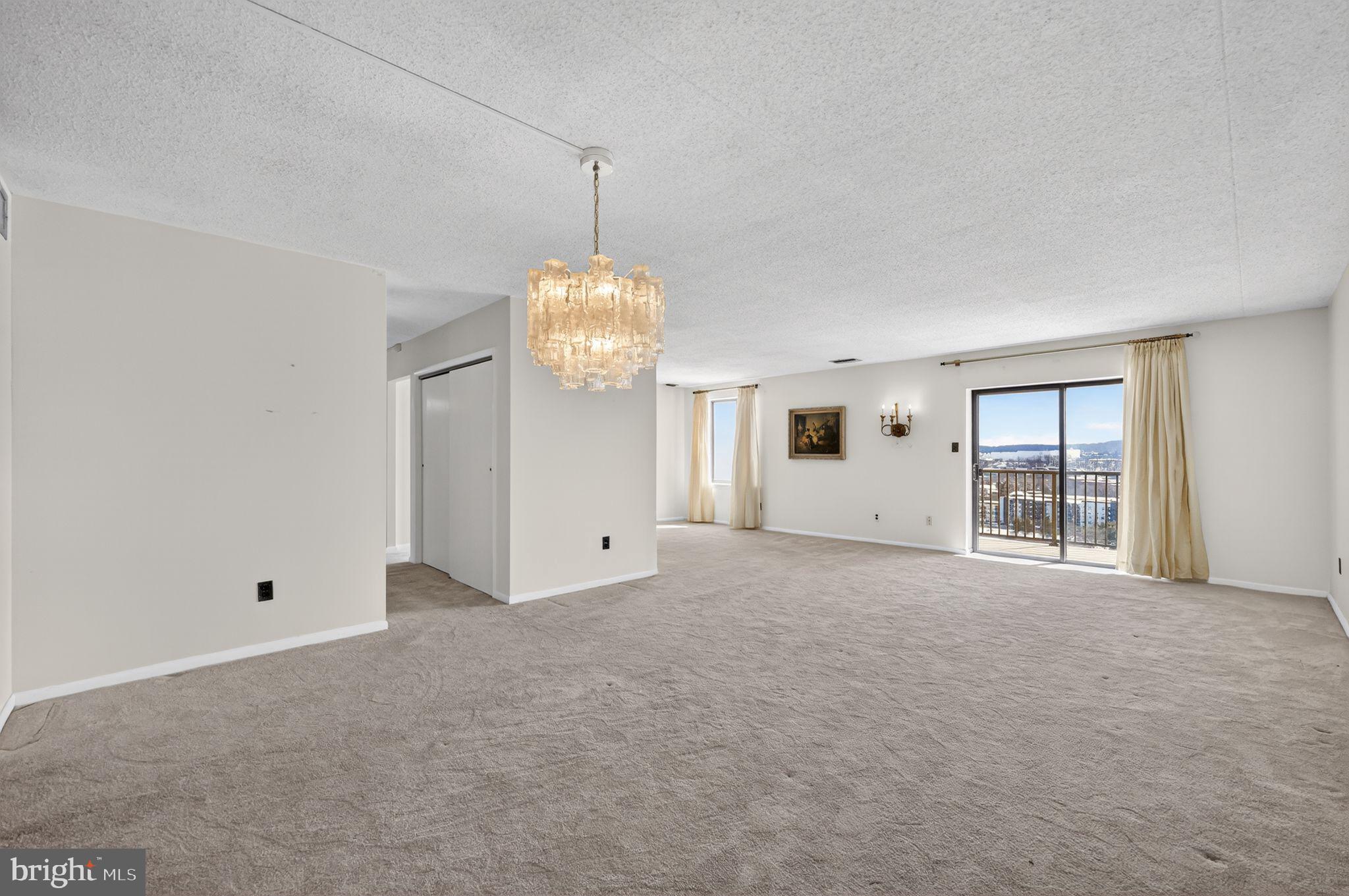 VALLEY FORGE TOWER - Residential