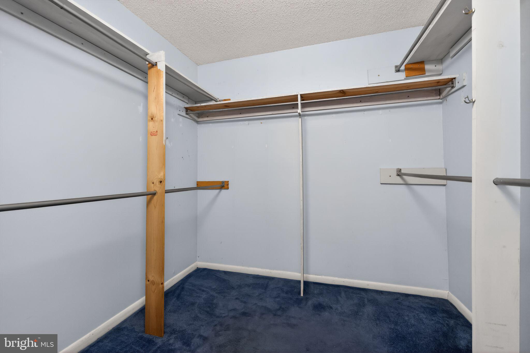 VALLEY FORGE TOWER - Residential