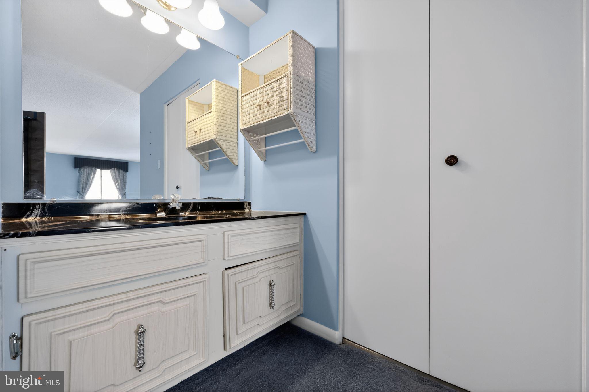 VALLEY FORGE TOWER - Residential