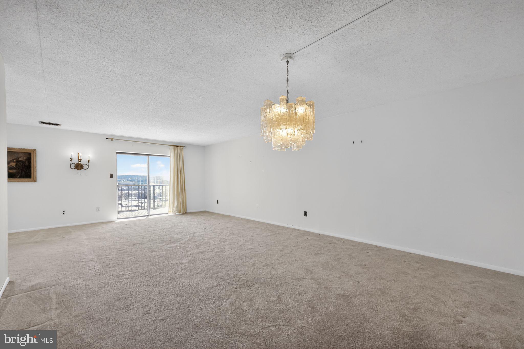 VALLEY FORGE TOWER - Residential