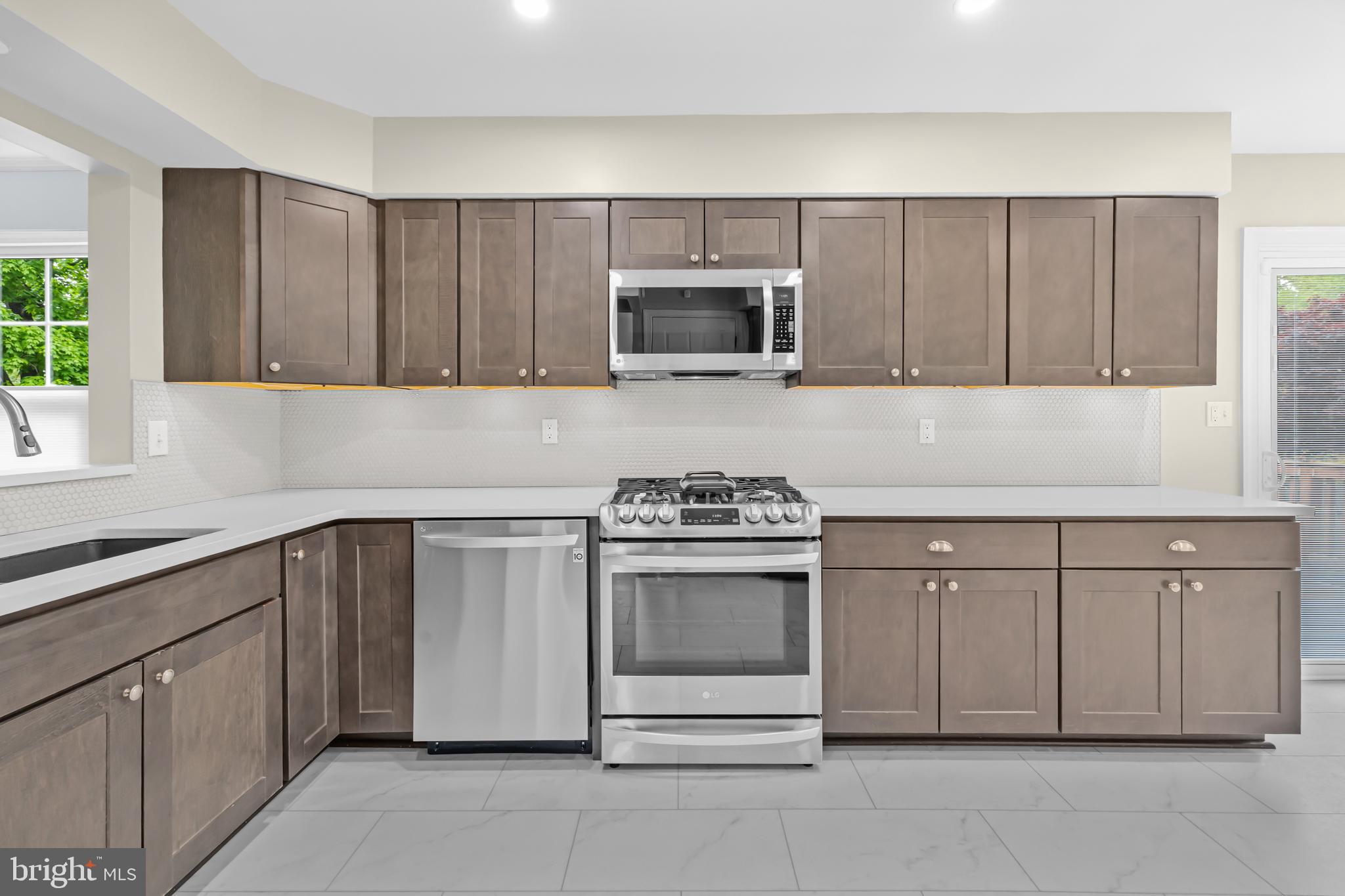 ARMFIELD FARMS - Residential