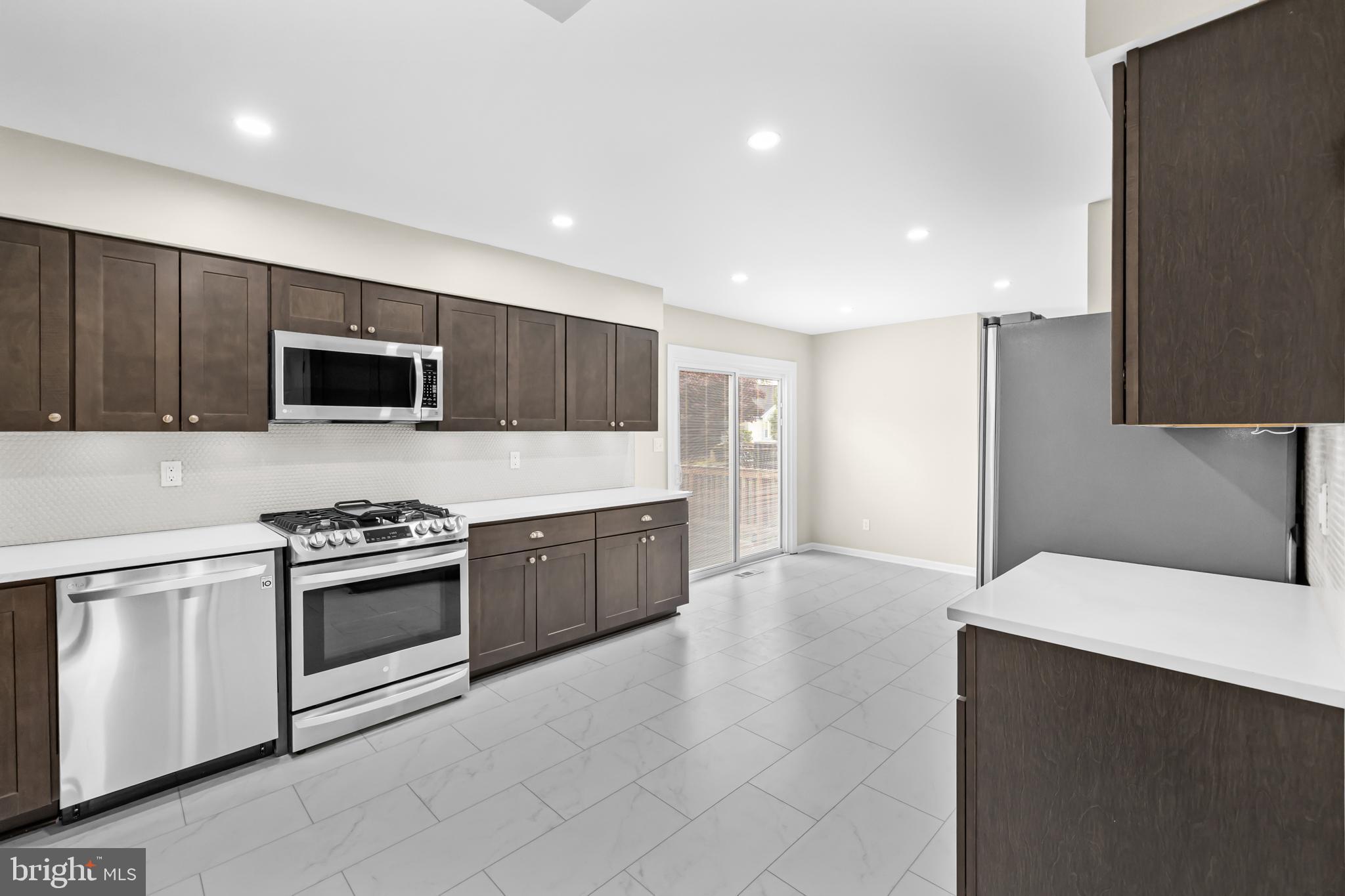 ARMFIELD FARMS - Residential