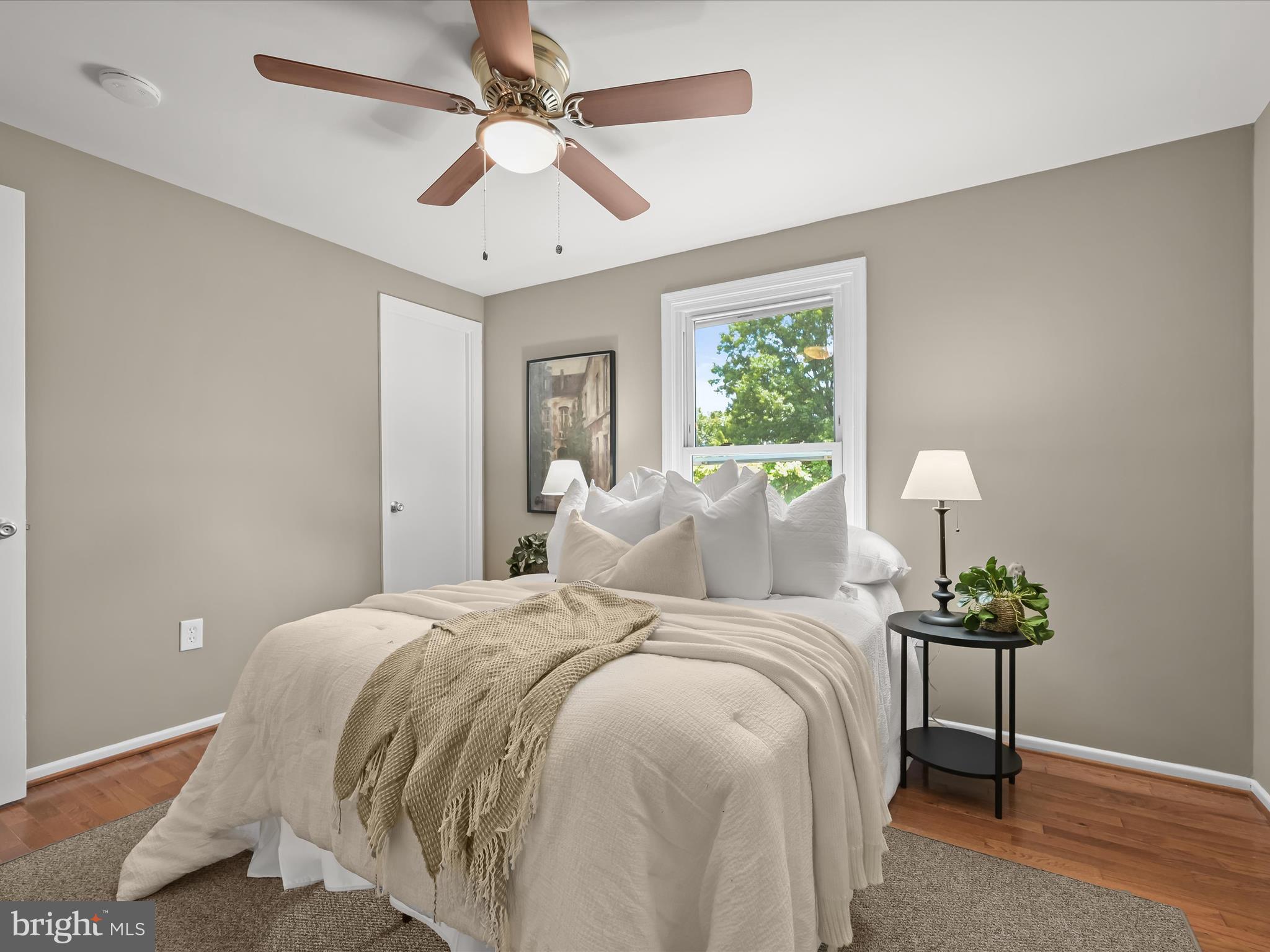 RAMBLING HILLS - Residential