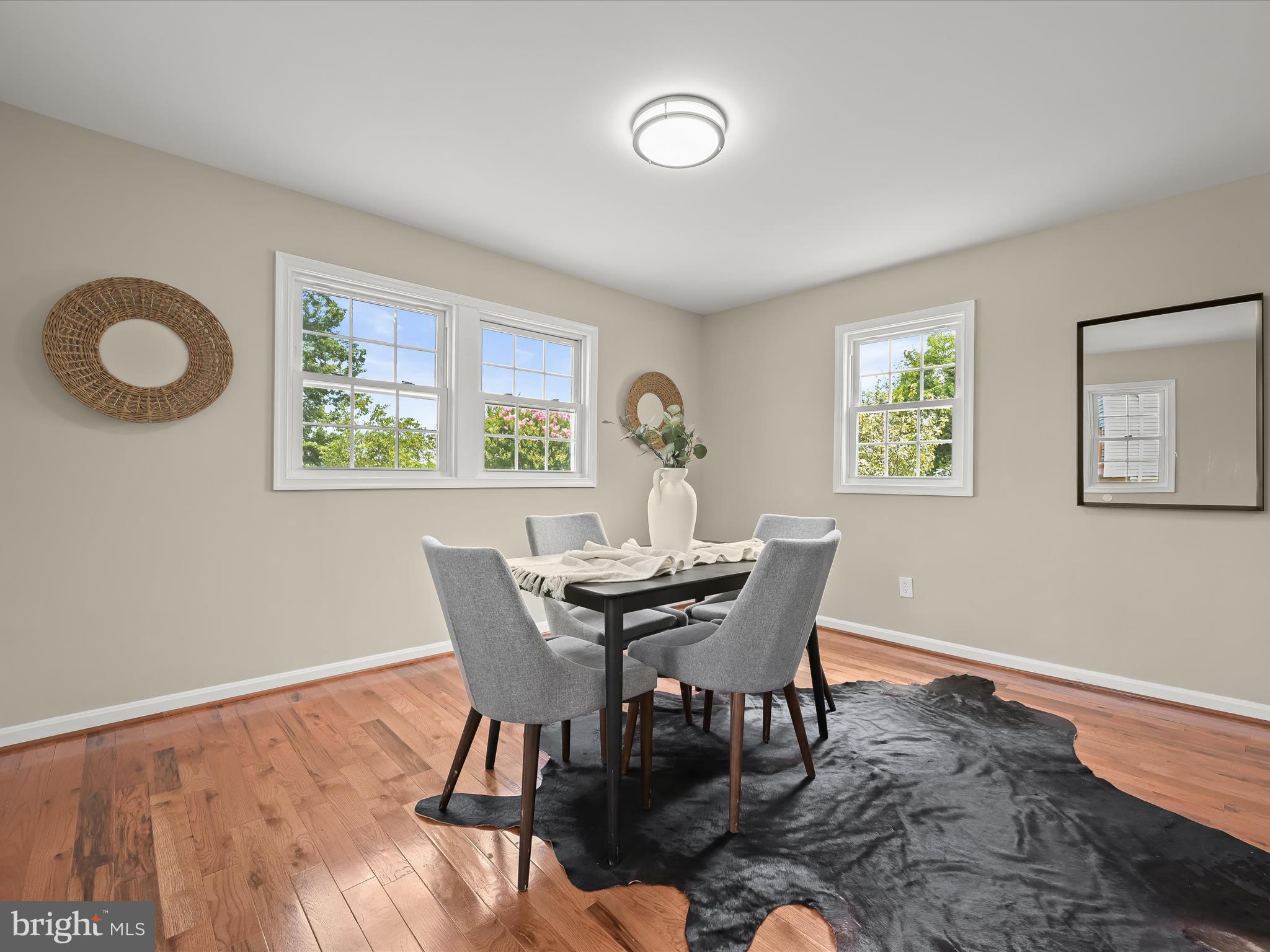 RAMBLING HILLS - Residential