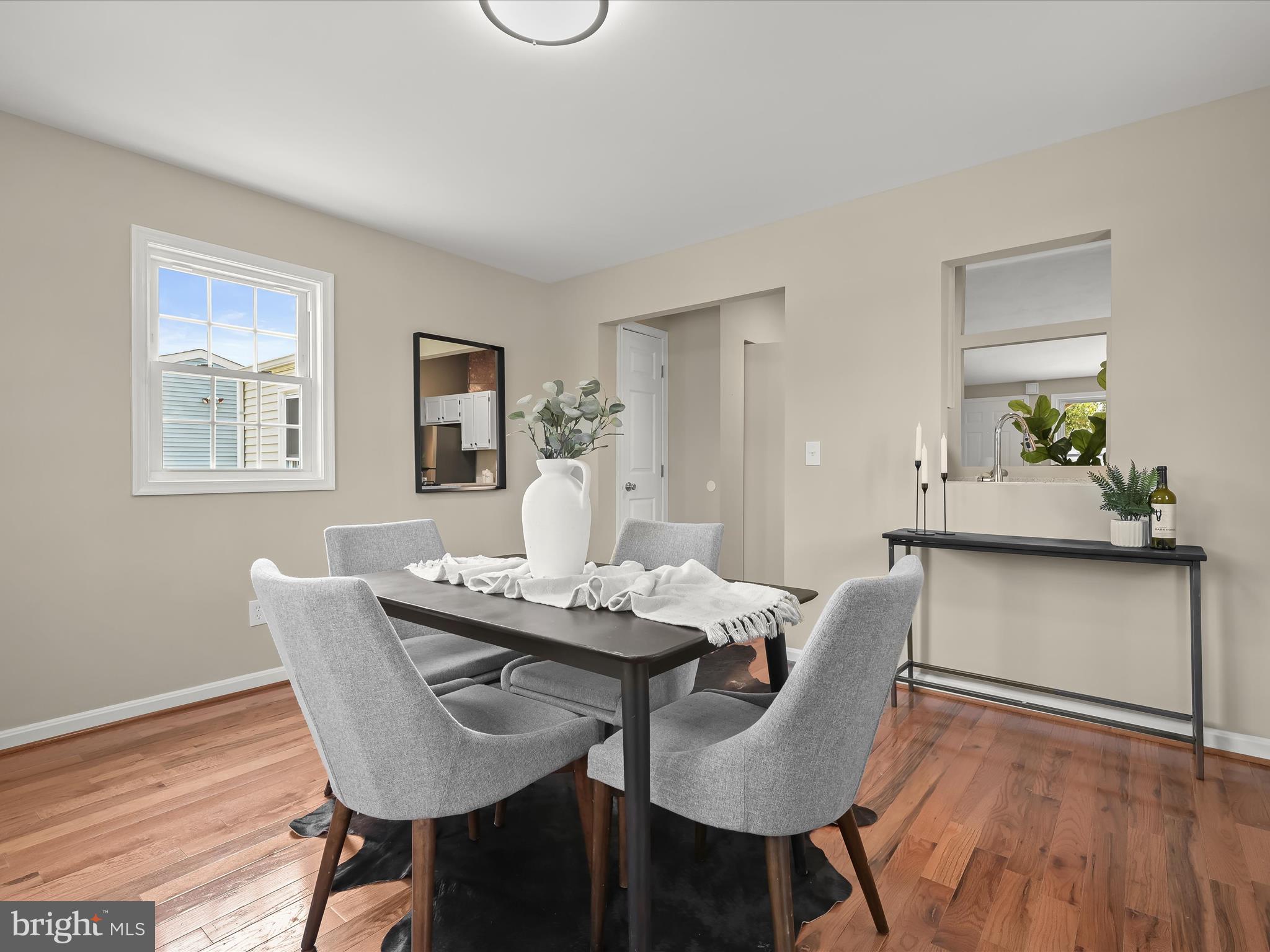 RAMBLING HILLS - Residential