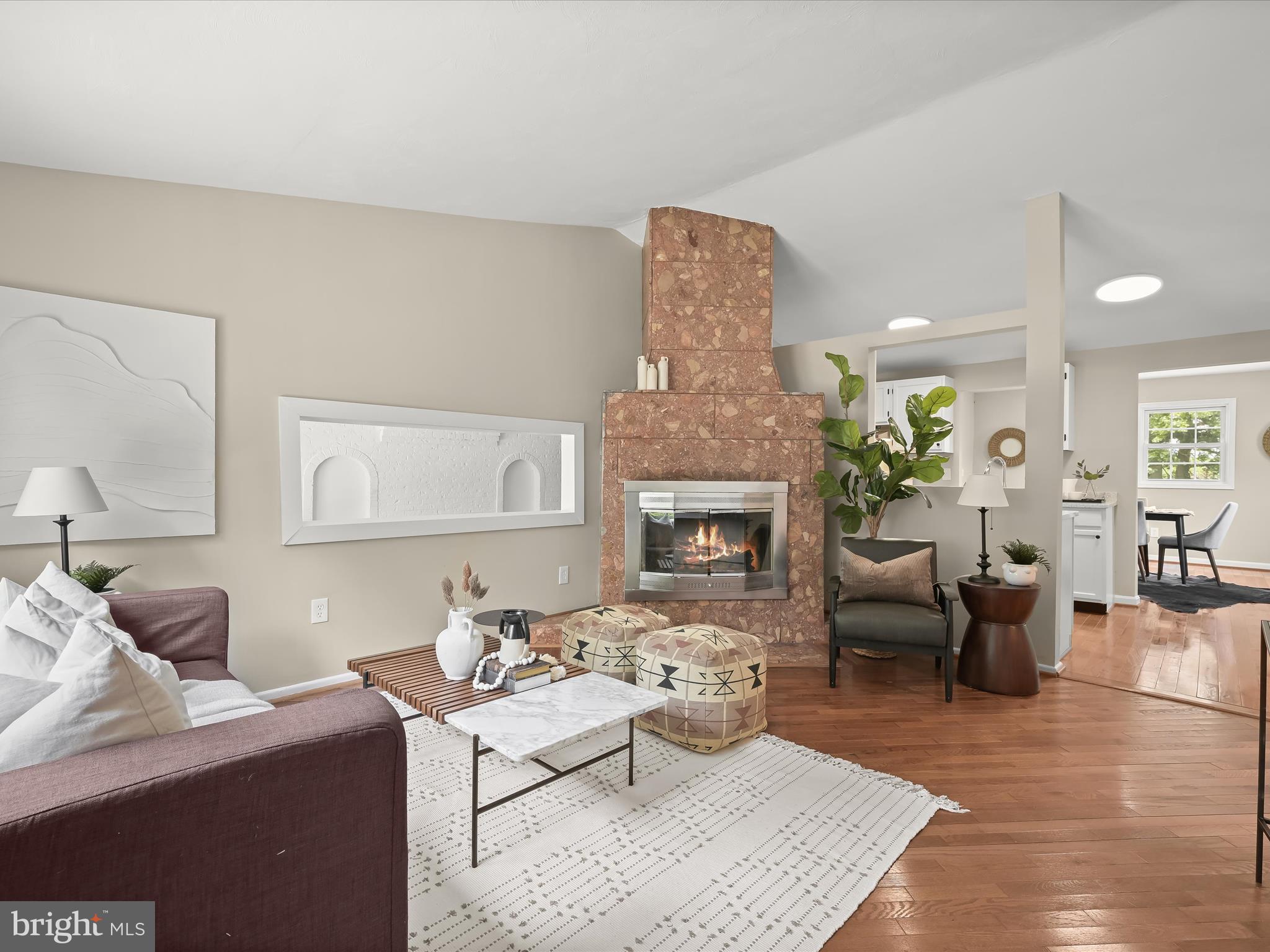 RAMBLING HILLS - Residential