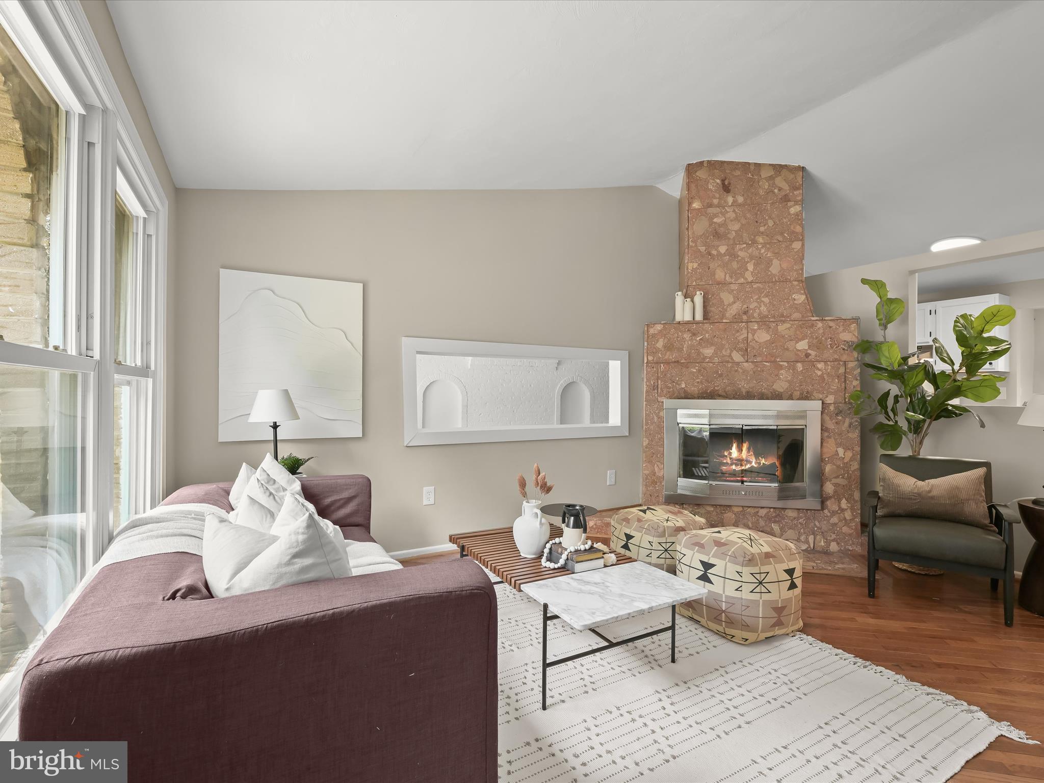 RAMBLING HILLS - Residential