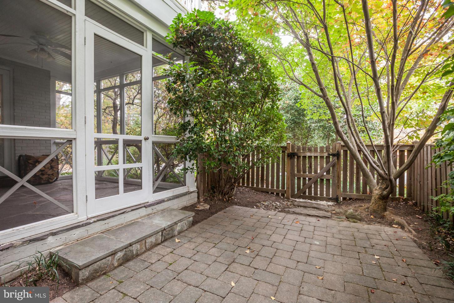 CHEVY CHASE - Residential