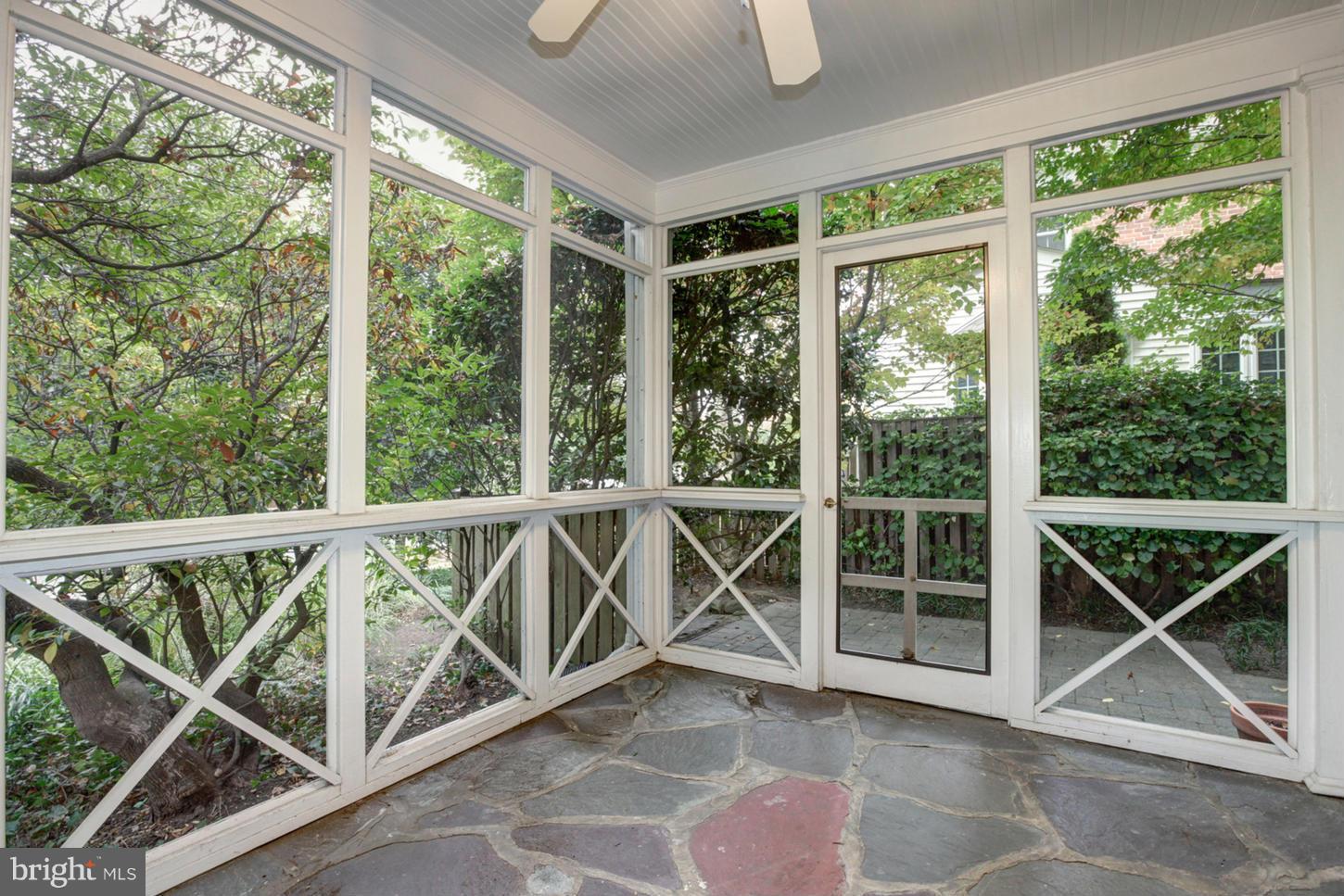 CHEVY CHASE - Residential