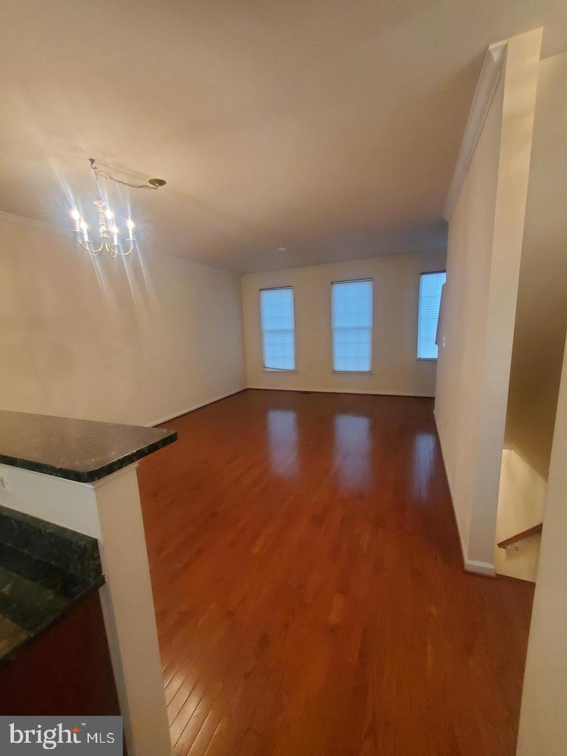 AMBERLEA AT SOUTH RIDING - Residential Lease