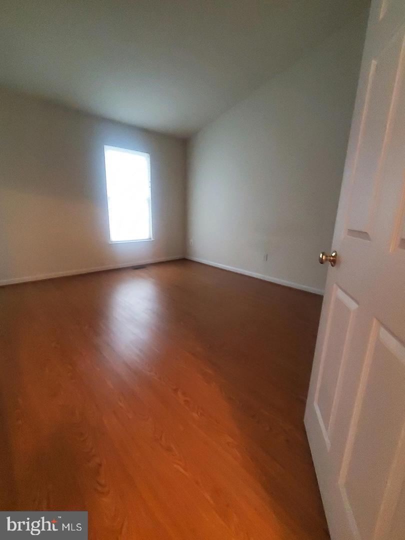 AMBERLEA AT SOUTH RIDING - Residential Lease