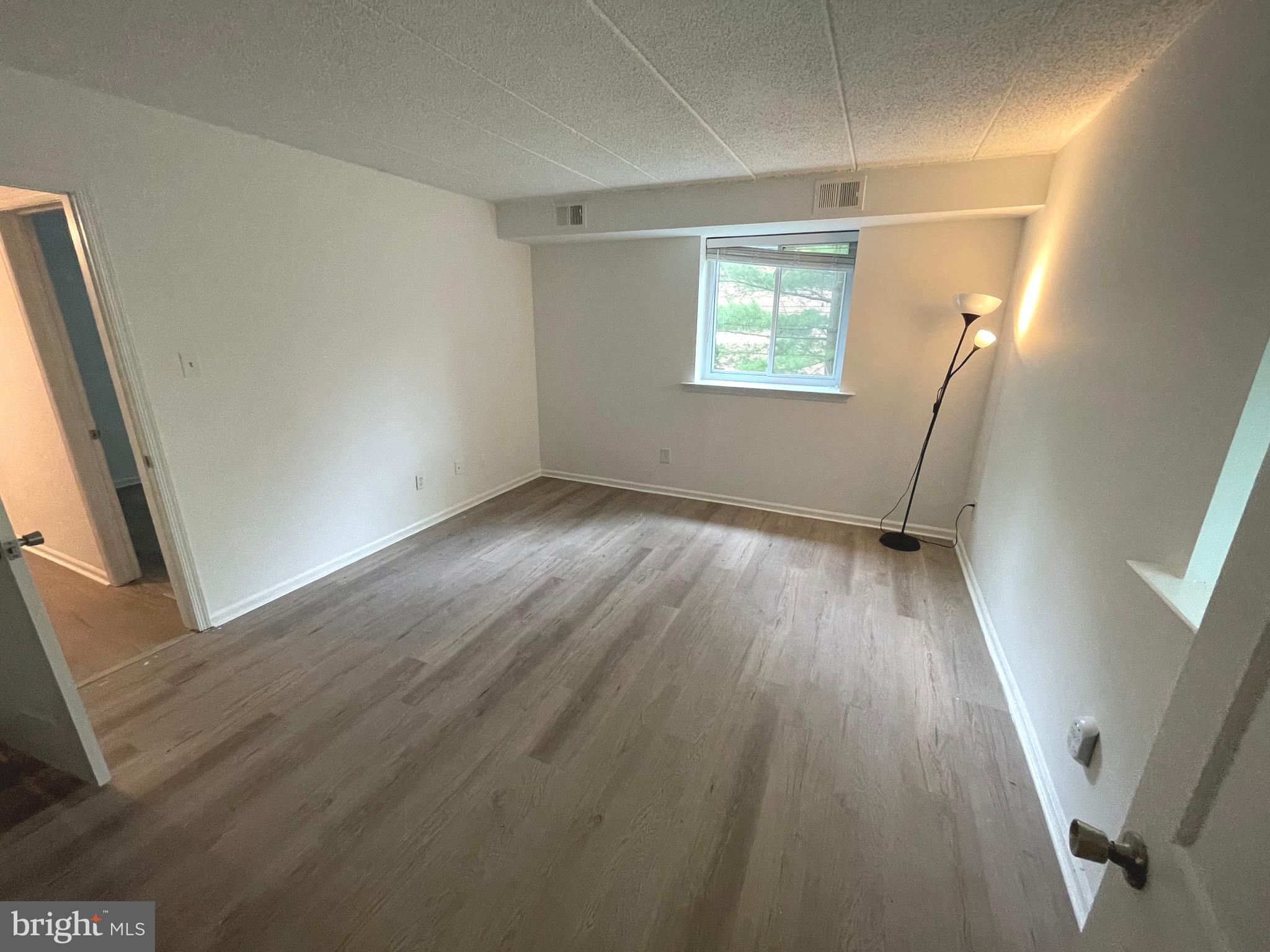 CHESTERBROOK - Residential Lease