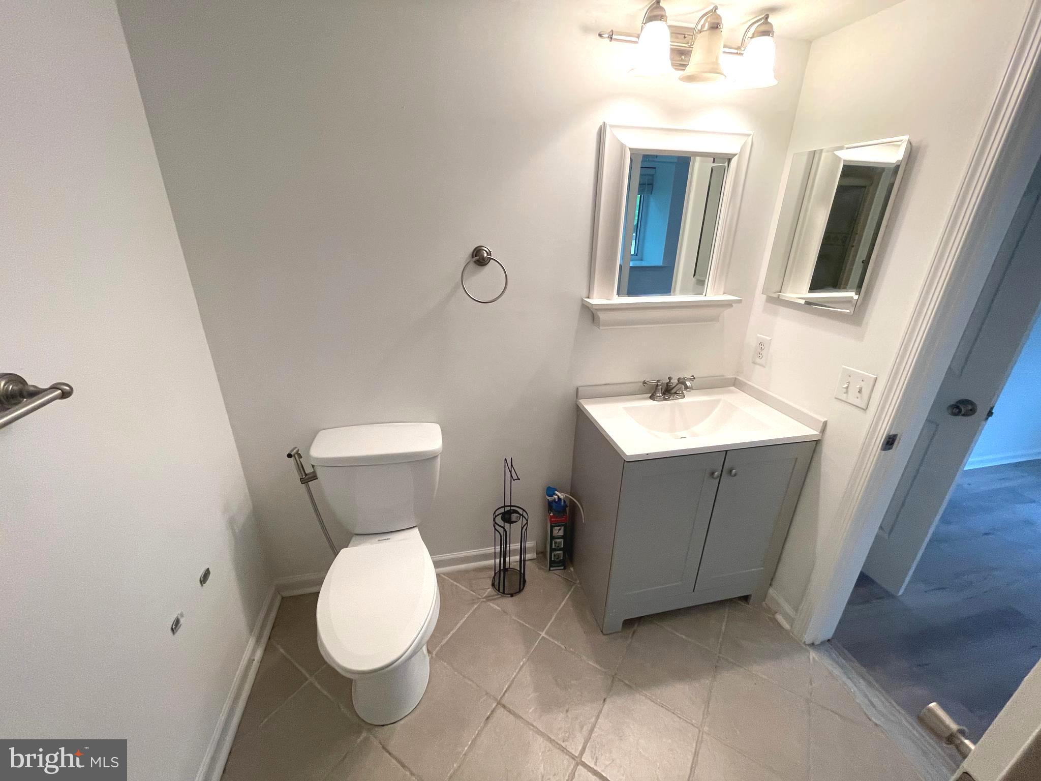 CHESTERBROOK - Residential Lease