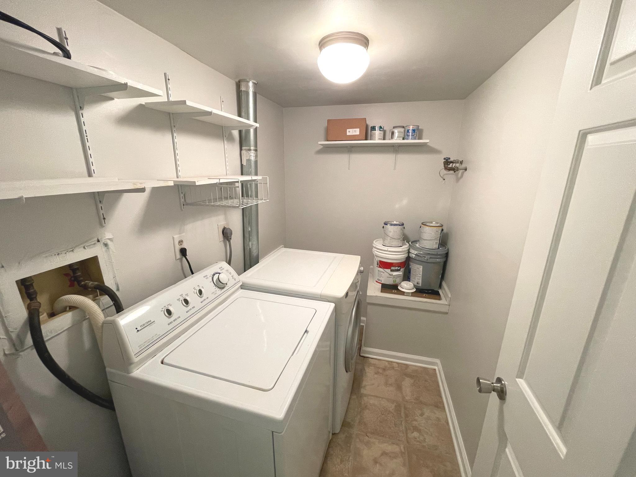 CHESTERBROOK - Residential Lease