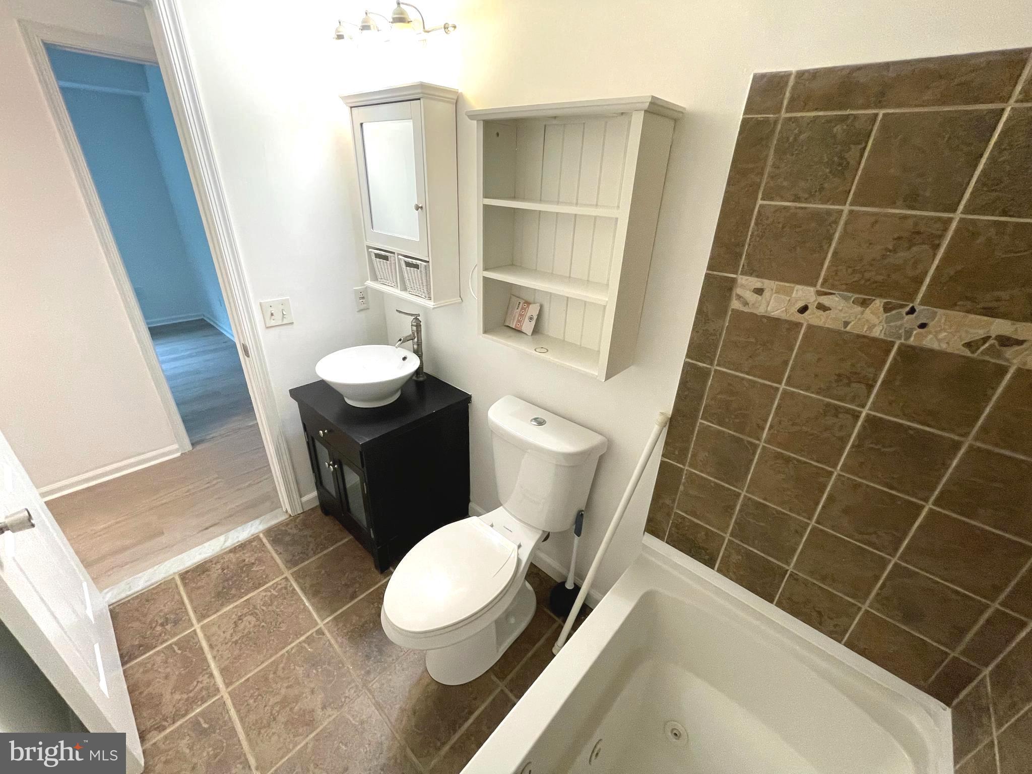 CHESTERBROOK - Residential Lease