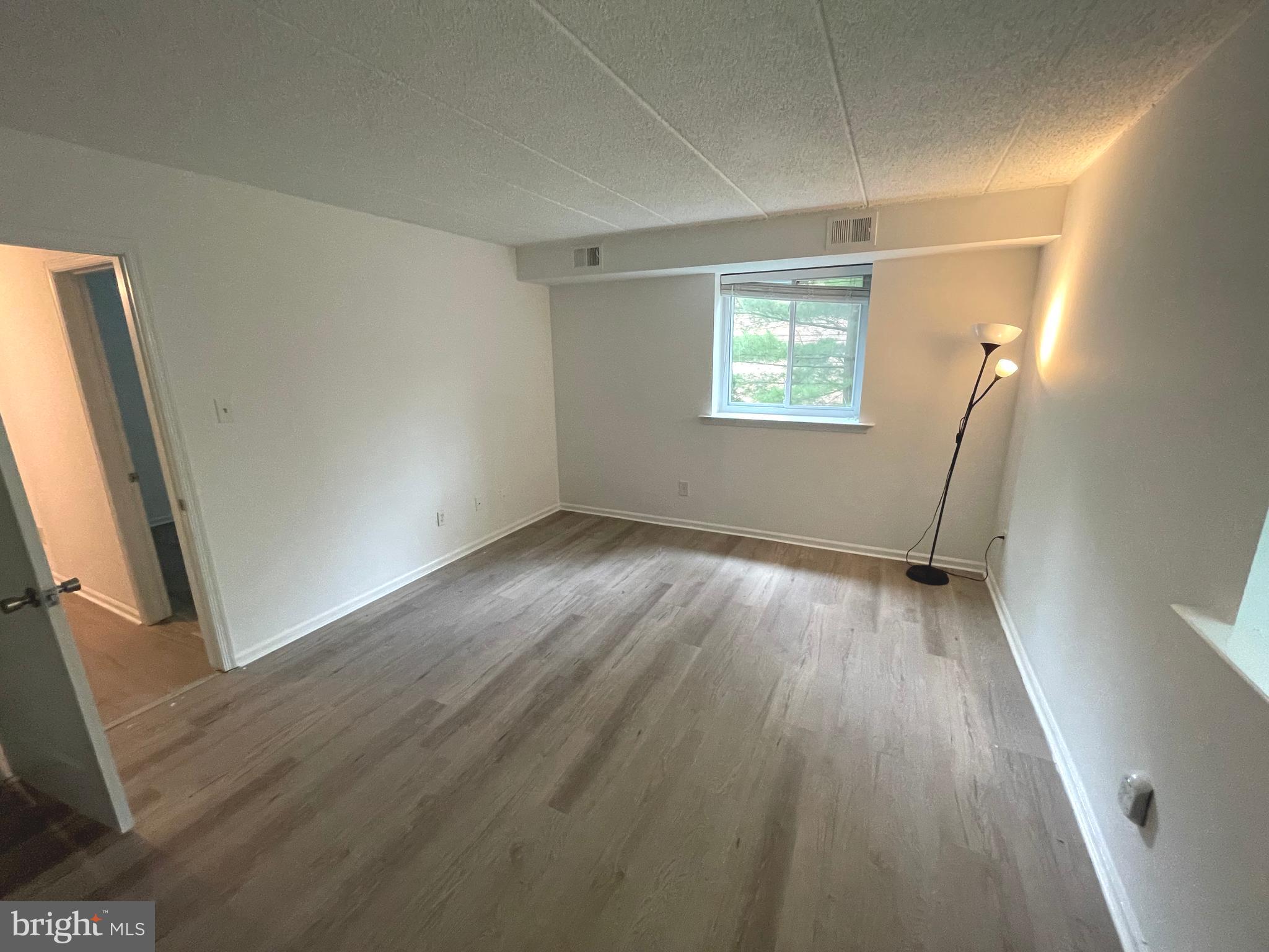 CHESTERBROOK - Residential Lease