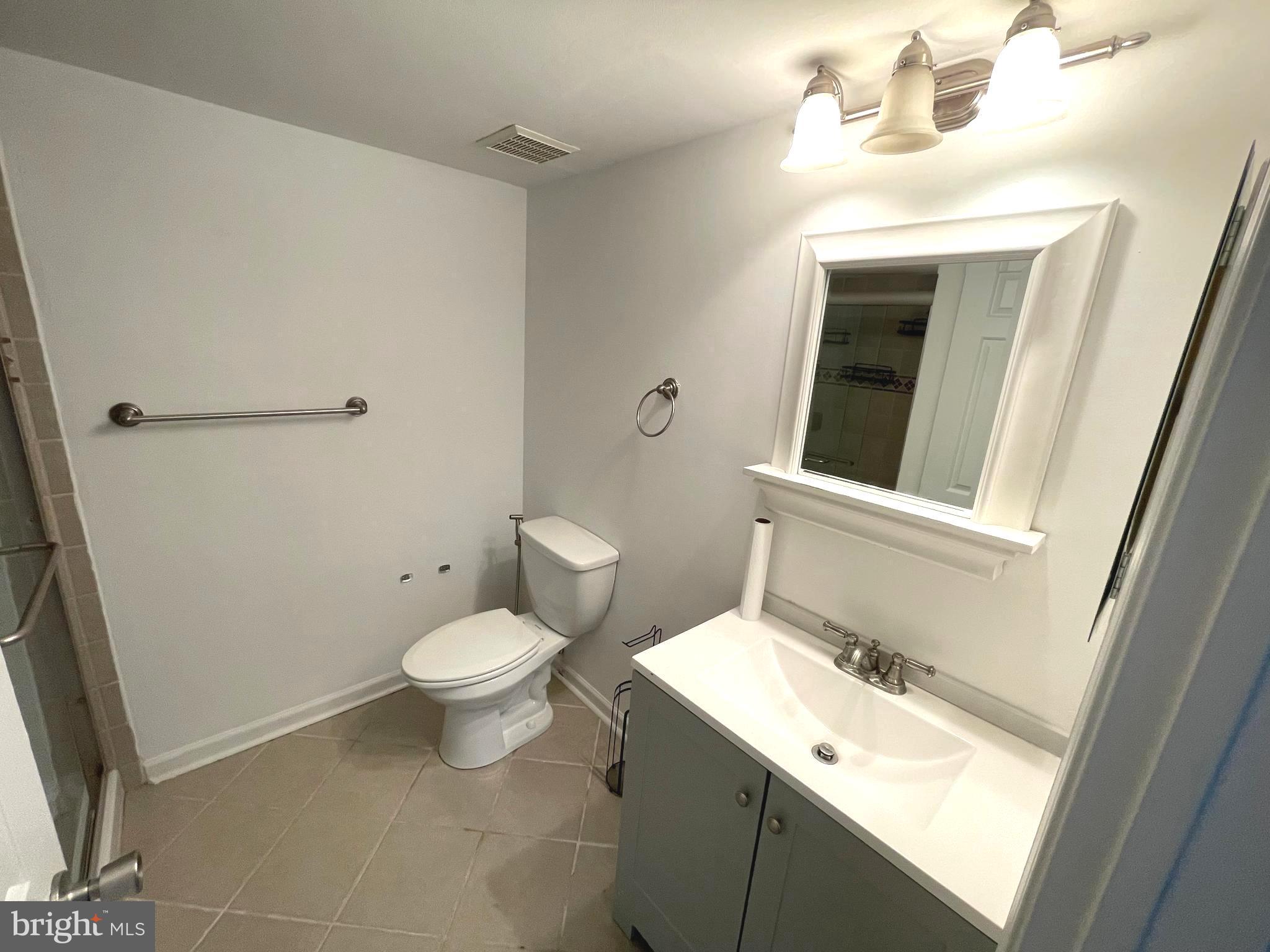 CHESTERBROOK - Residential Lease