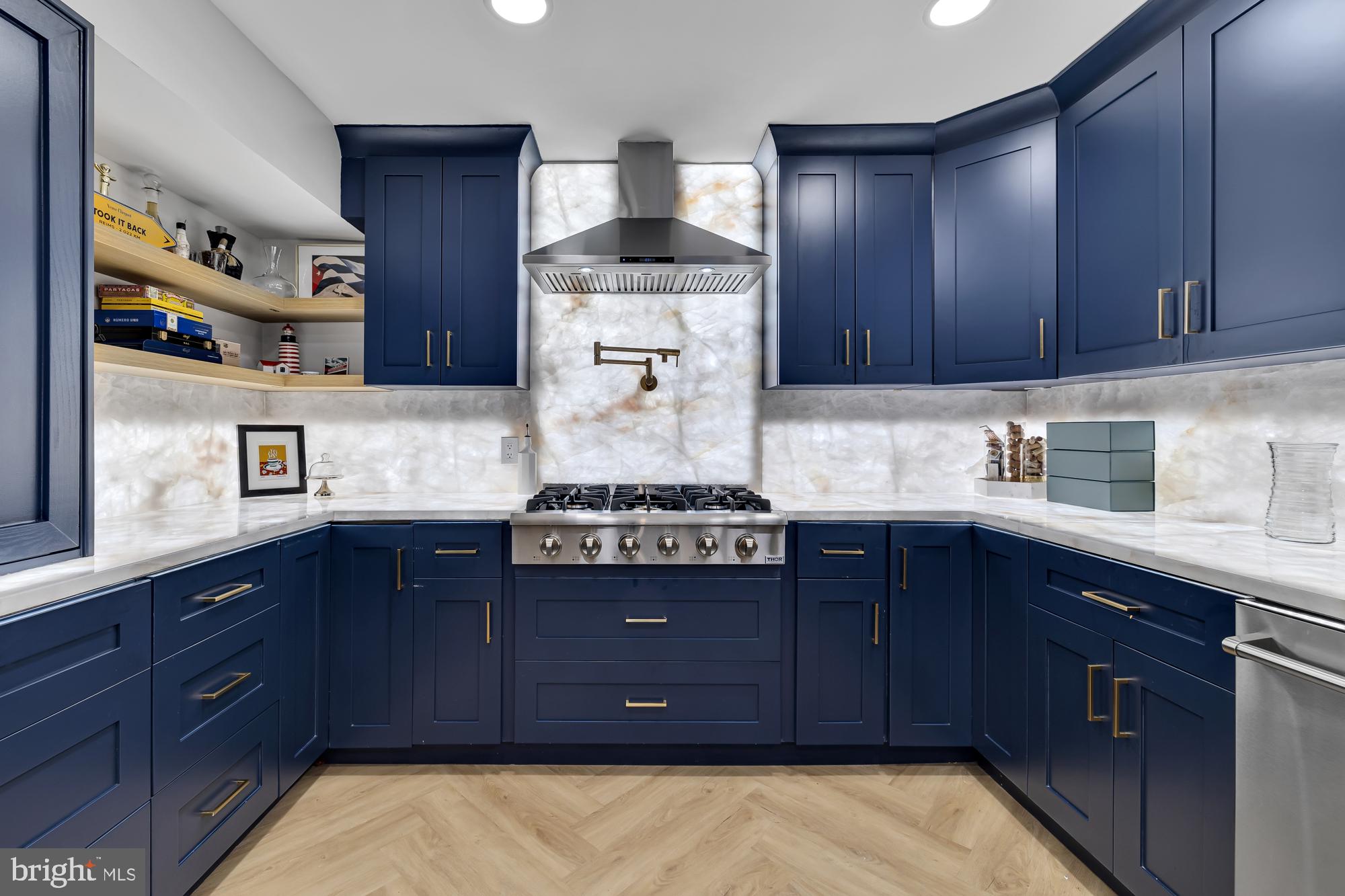 LILLIAN COURT AT TYSONS 11 - Residential Lease