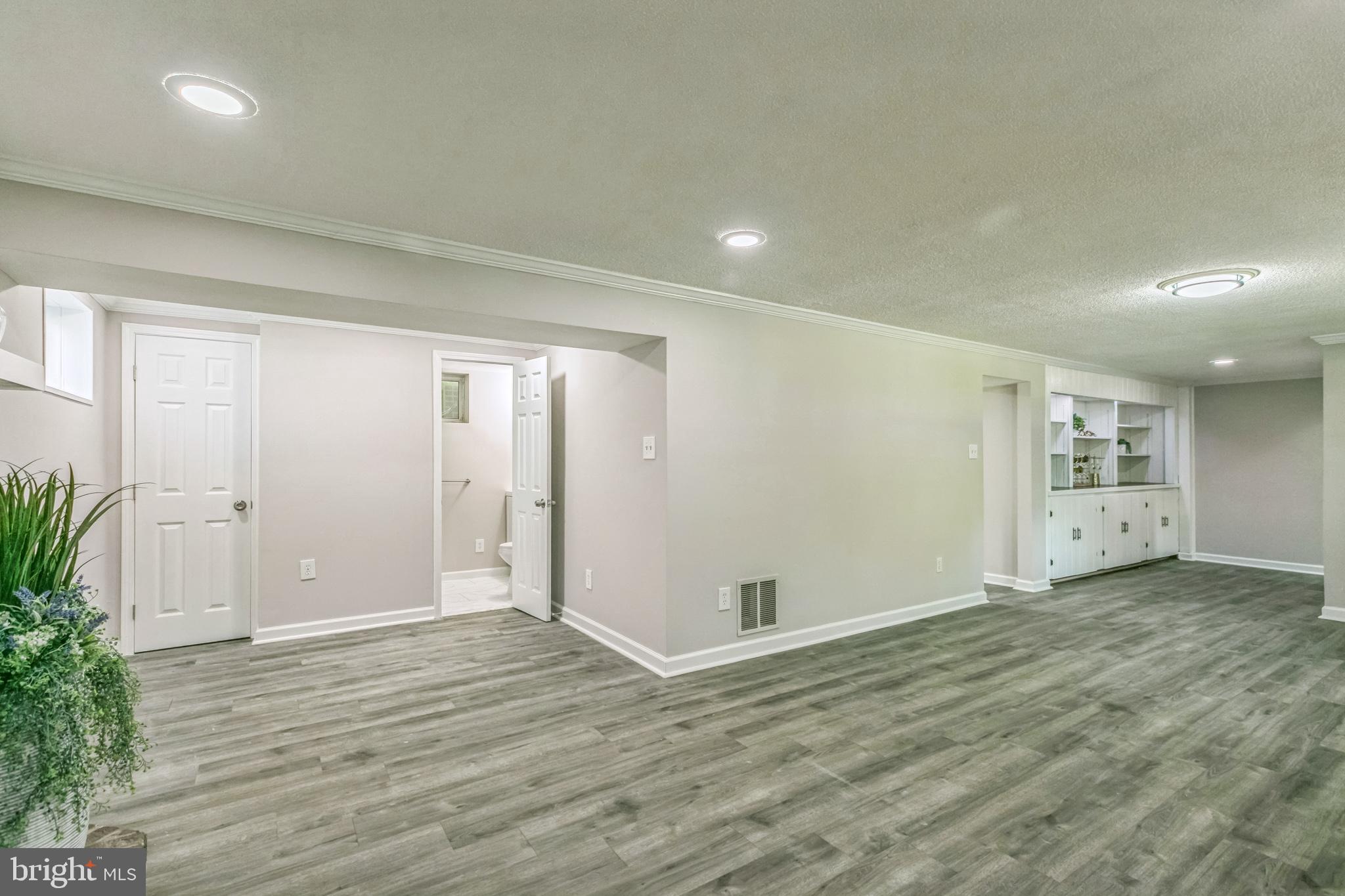 POHICK ESTATES - Residential