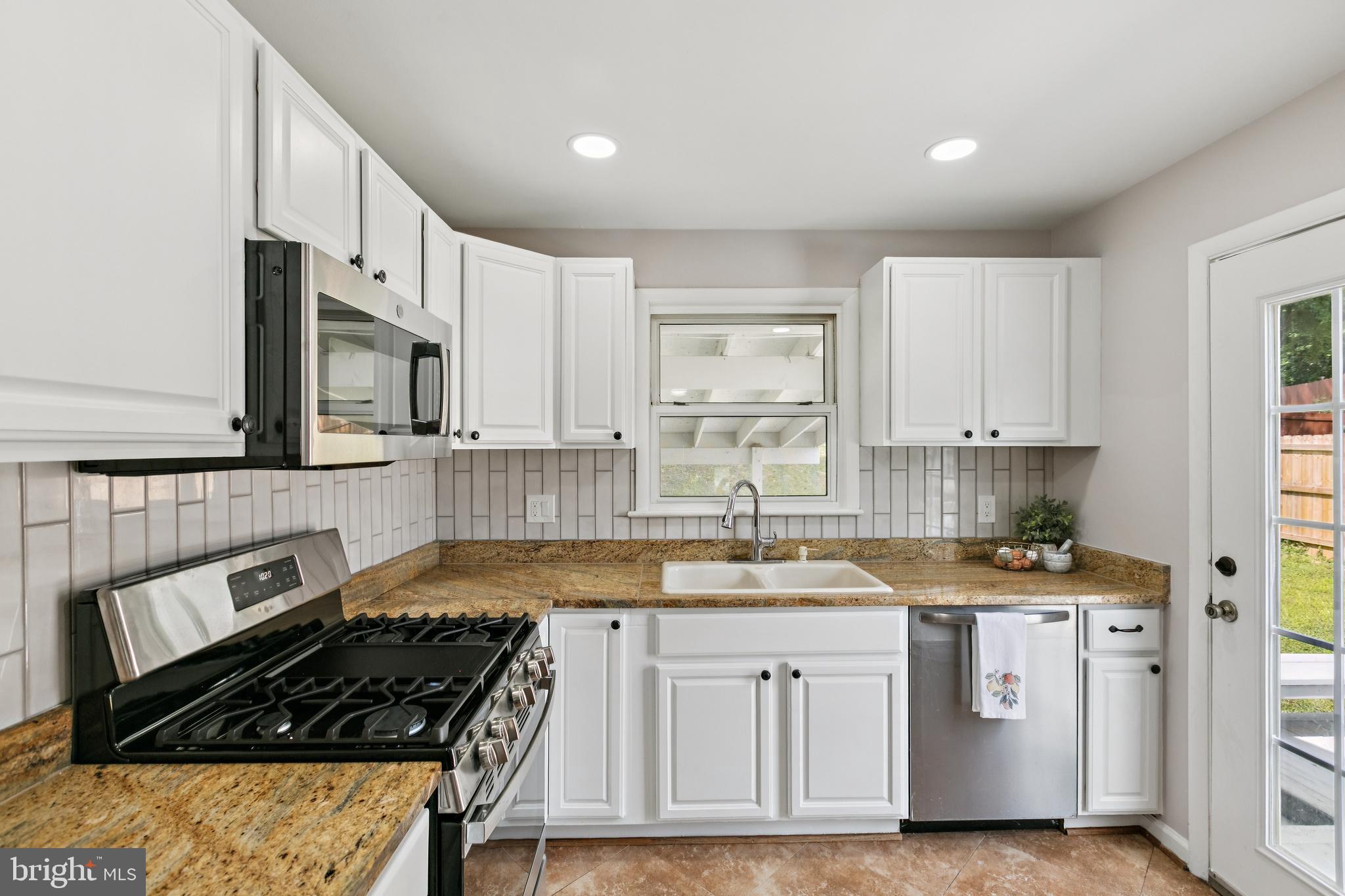 POHICK ESTATES - Residential