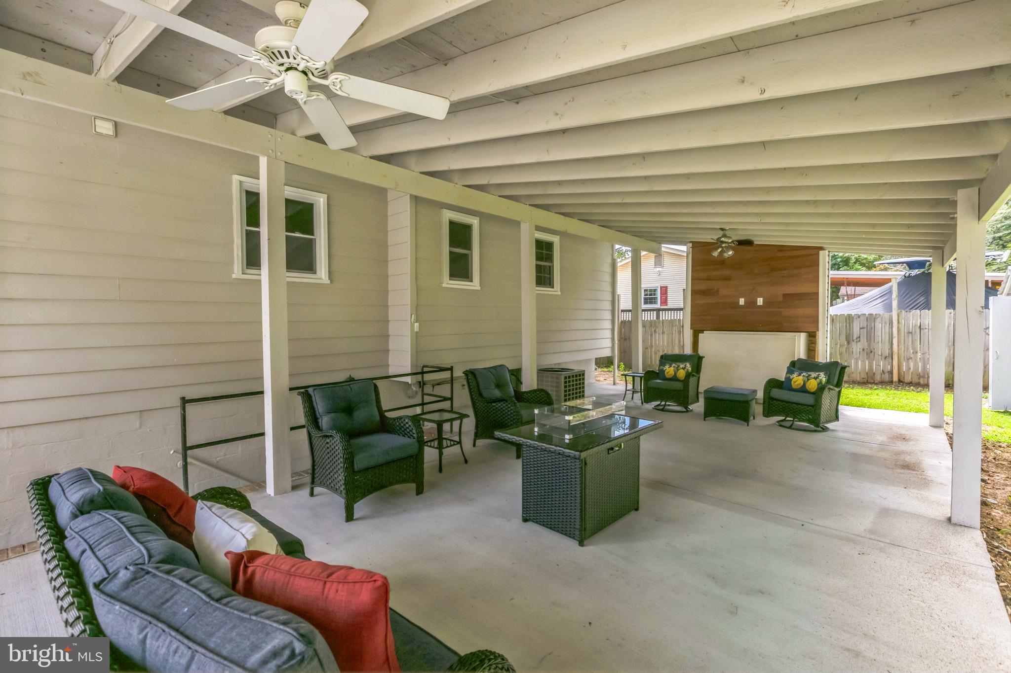 POHICK ESTATES - Residential