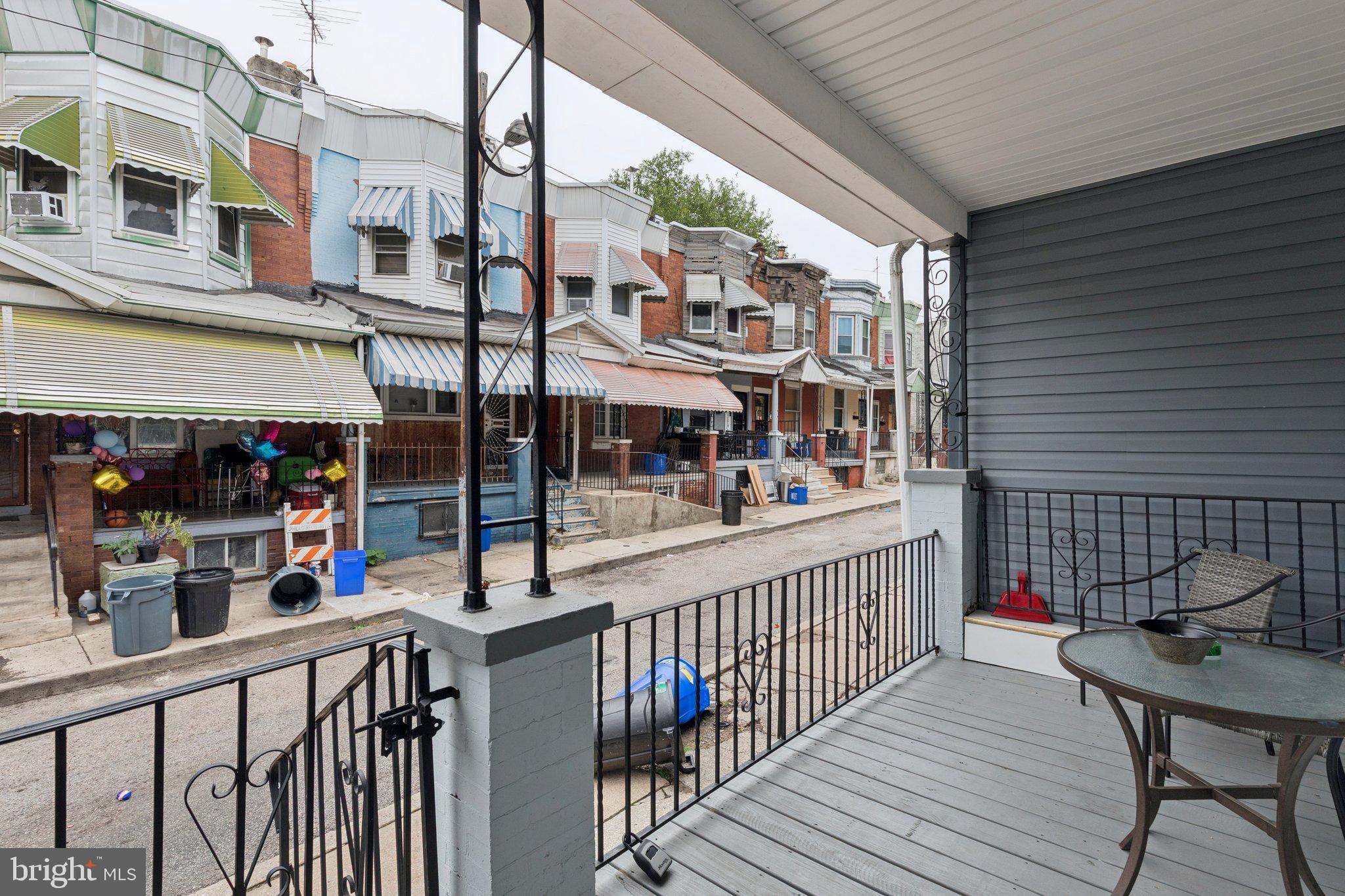 2743 N NEWKIRK STREET