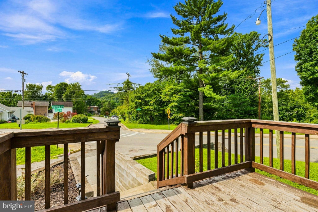 Photo of 1405 Andmore Street, MORGANTOWN, WV 26505 (MLS # WVMG2000180)