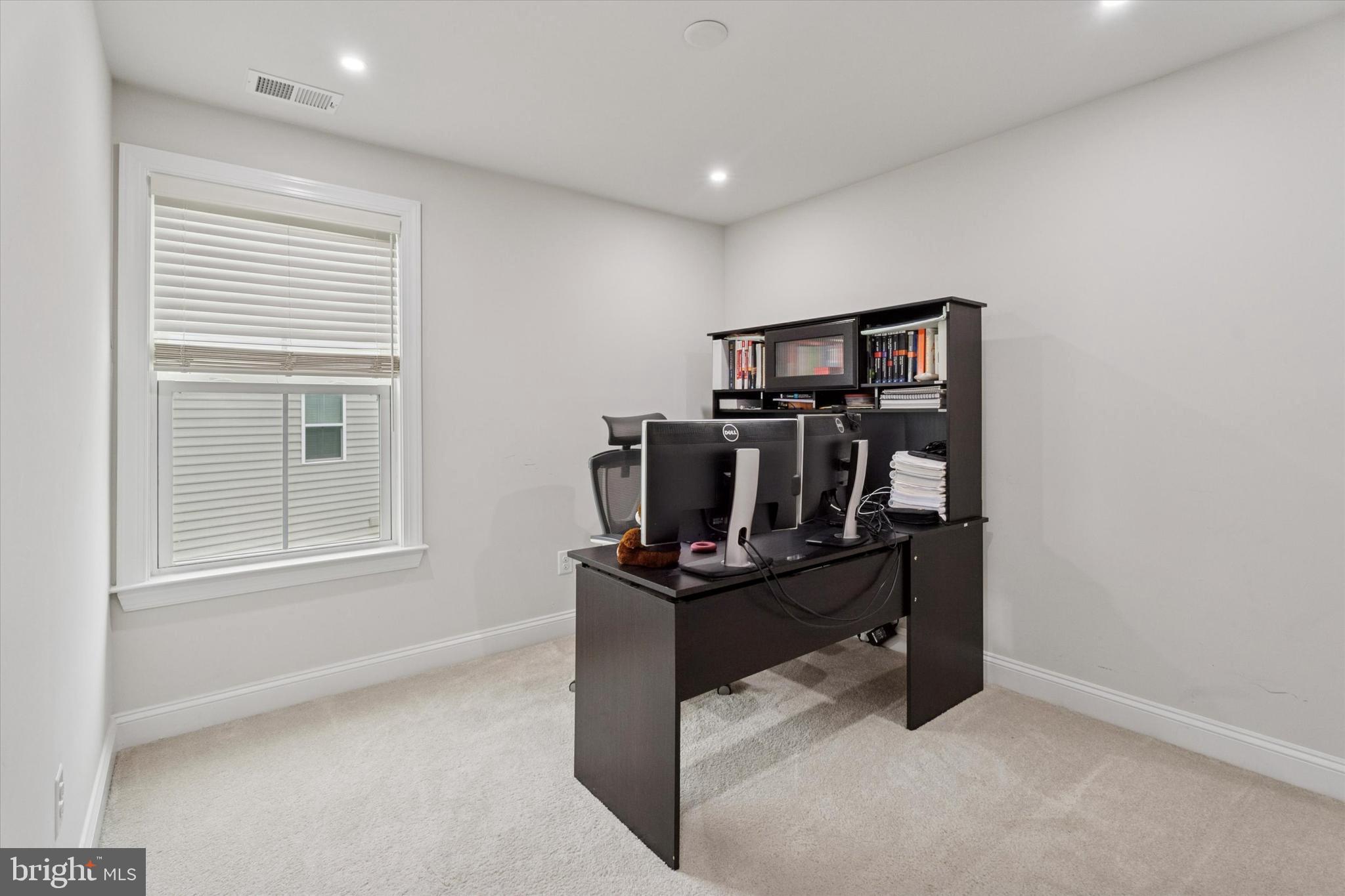 ATWATER - Residential Lease