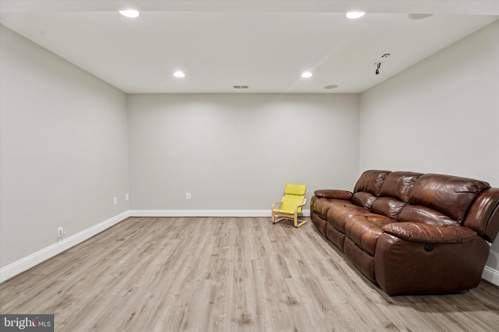 ATWATER - Residential Lease