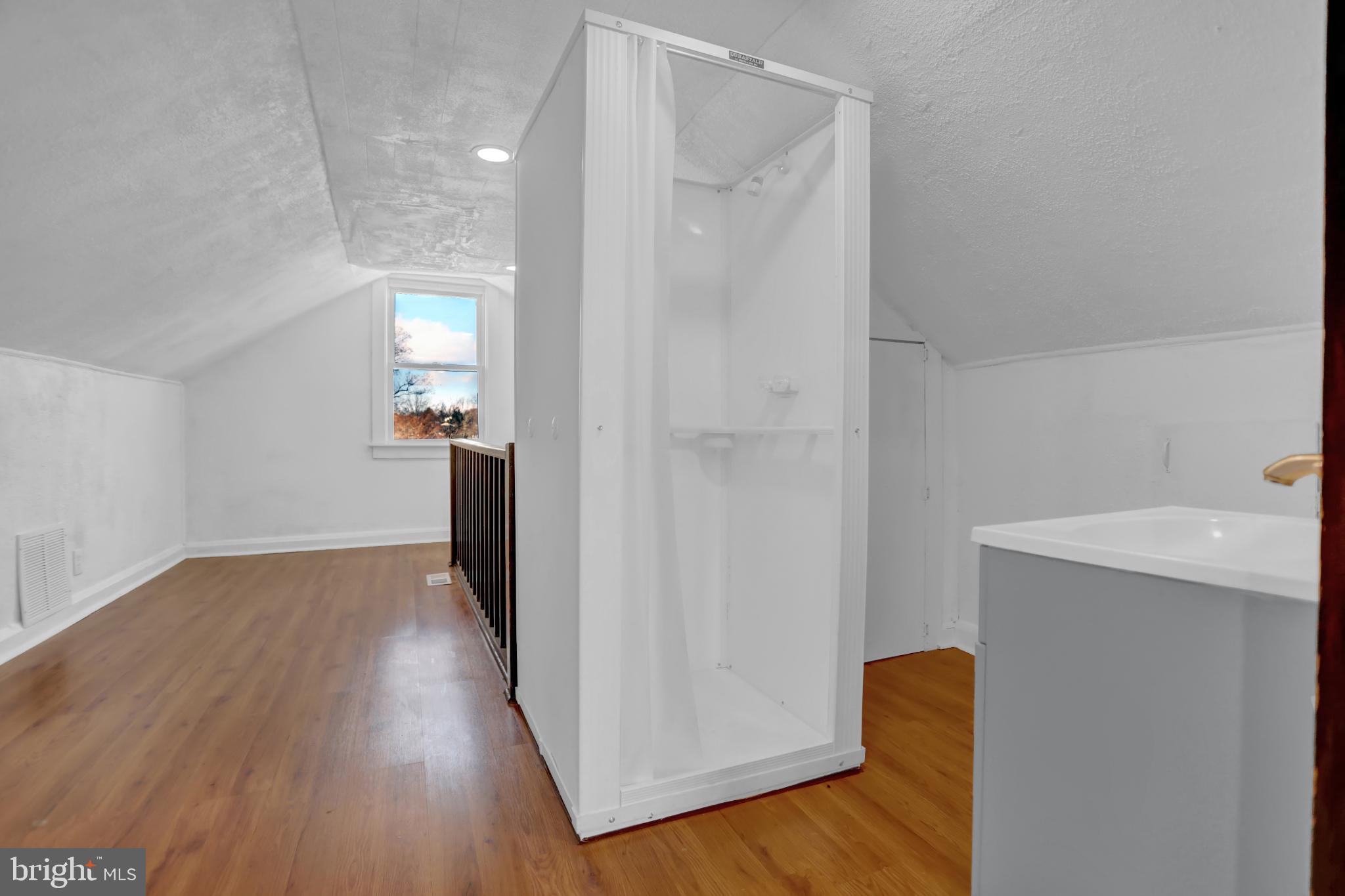 PARKVILLE - Residential