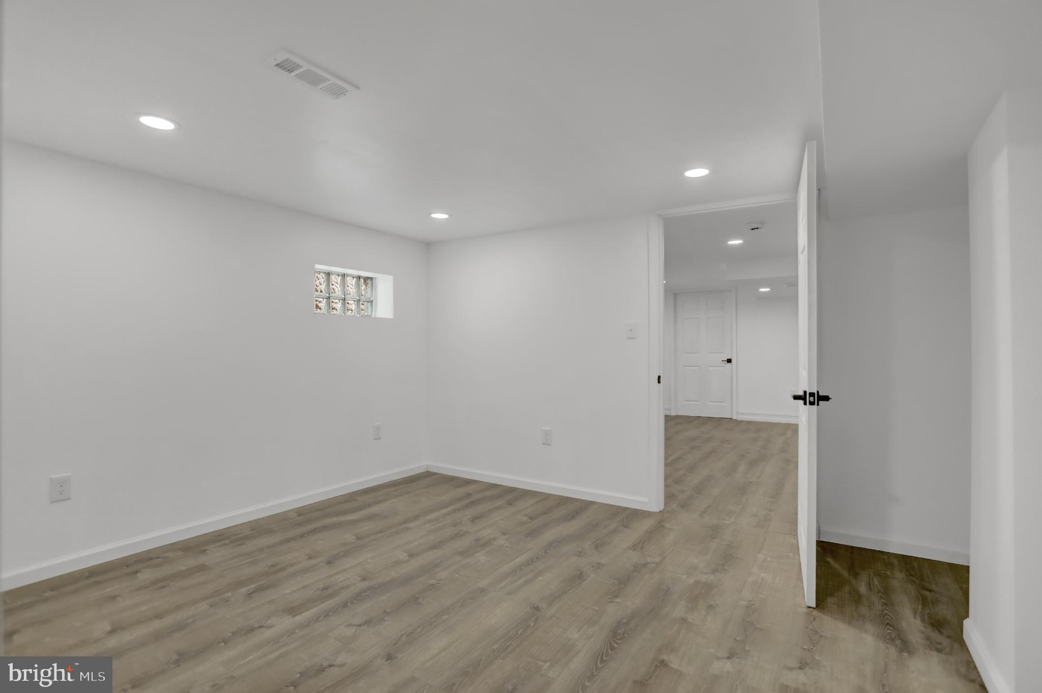 PARKVILLE - Residential