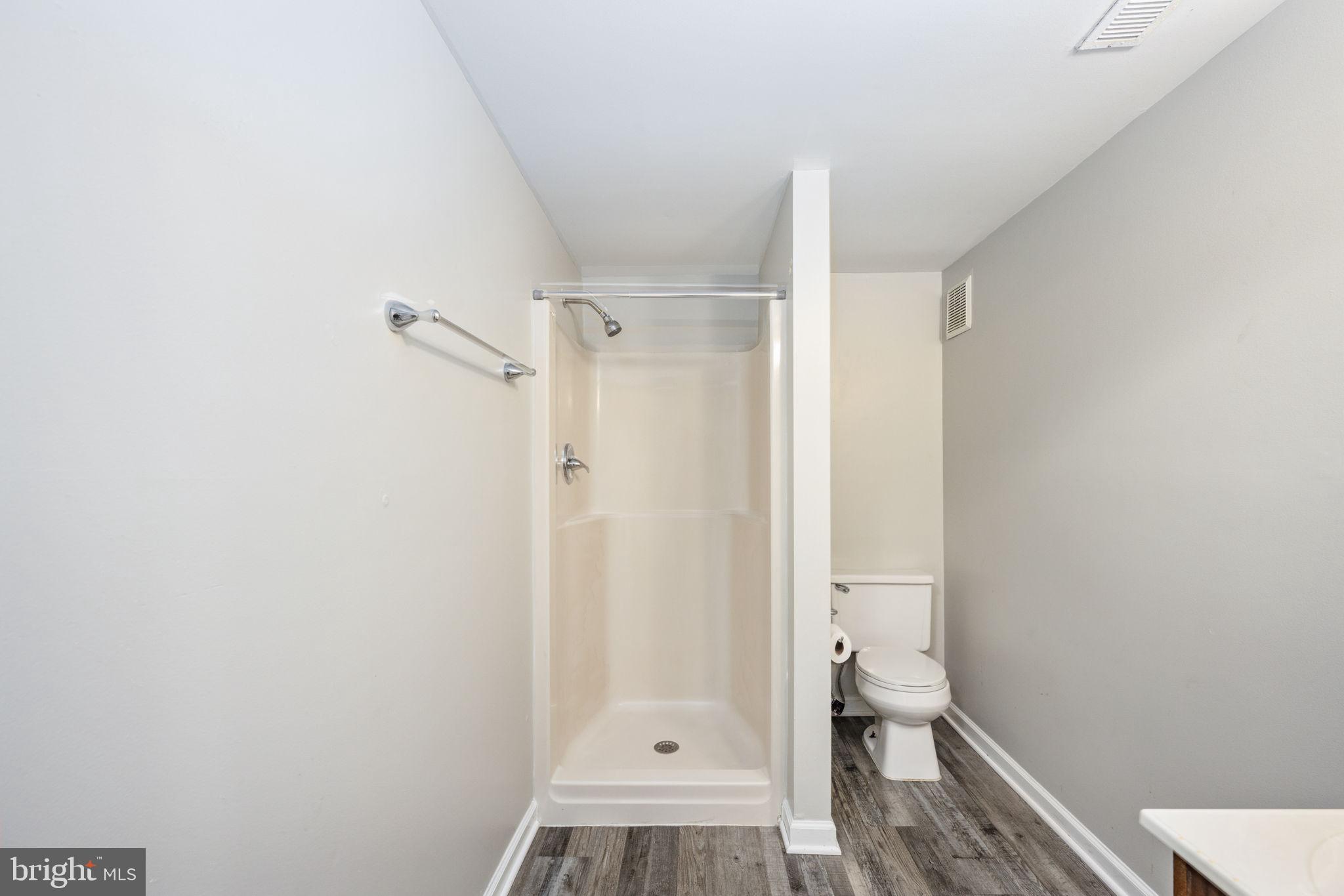 BREEZEWOOD FOREST EAST - Residential