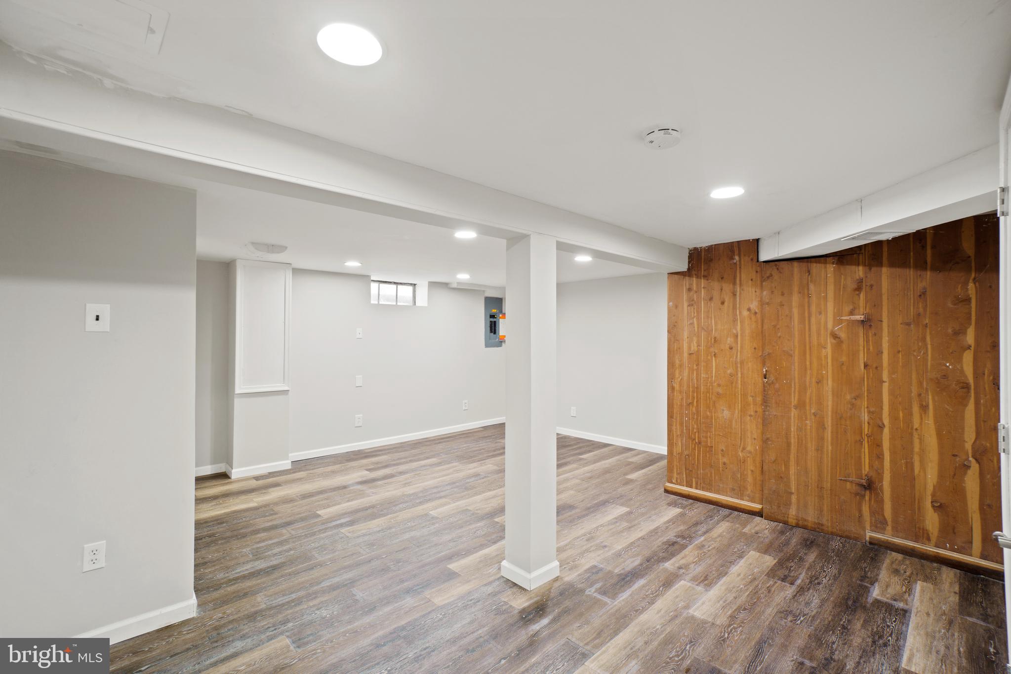 AURORA HILLS - Residential Lease