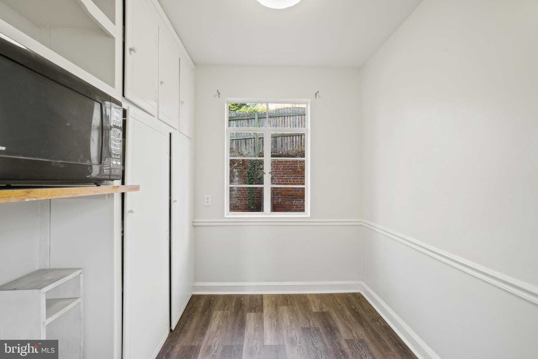 AURORA HILLS - Residential Lease