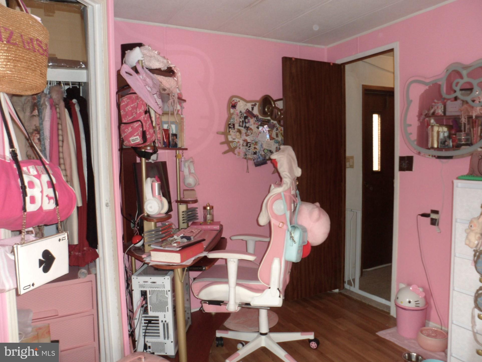 PINE RIDGE MHP - Residential