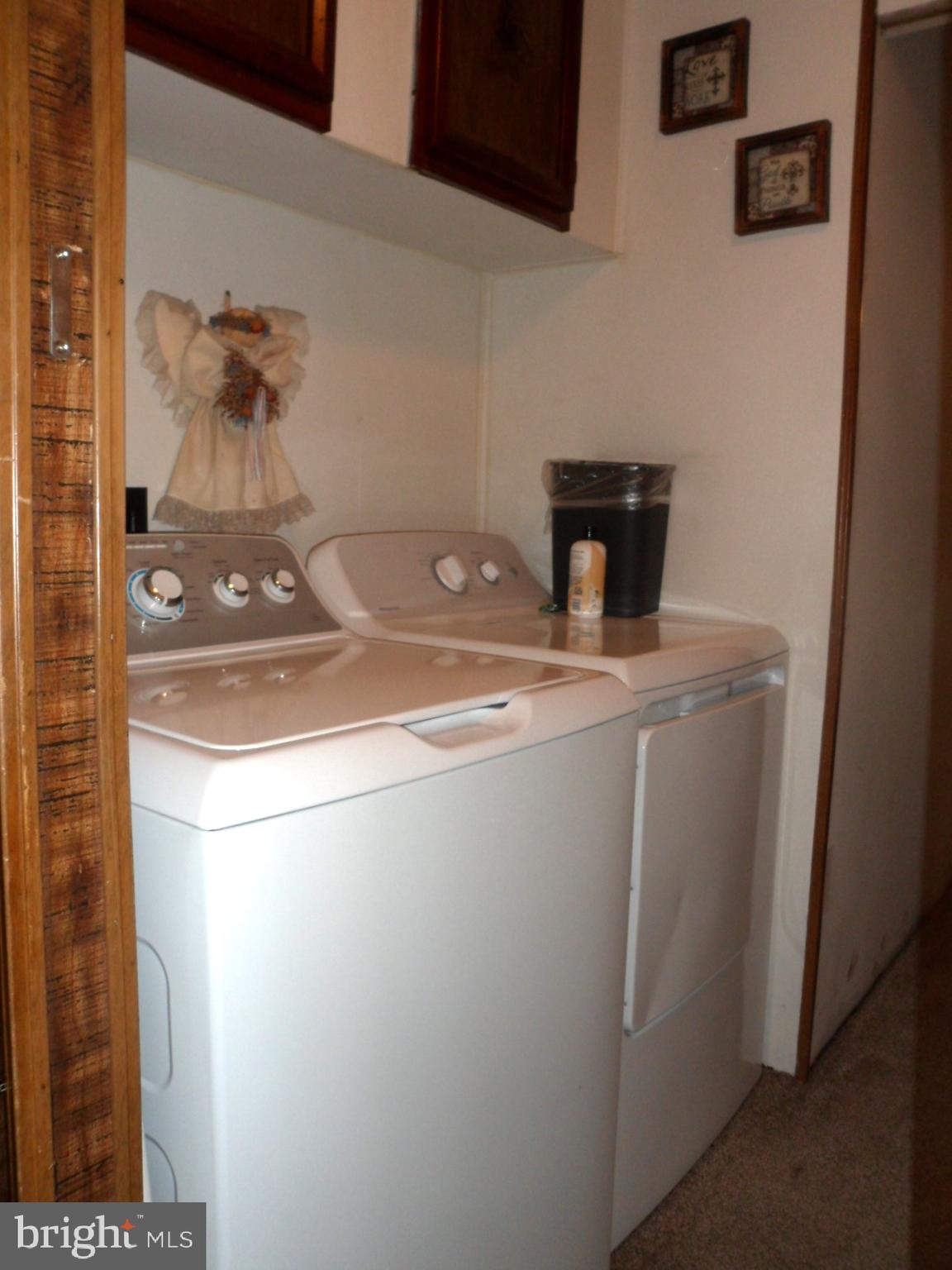 PINE RIDGE MHP - Residential