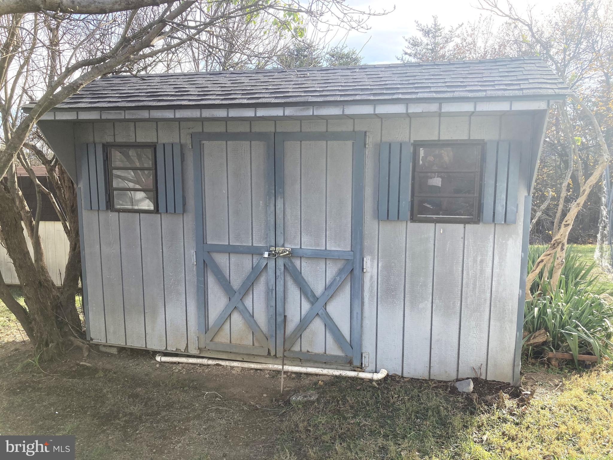 PINE RIDGE MHP - Residential