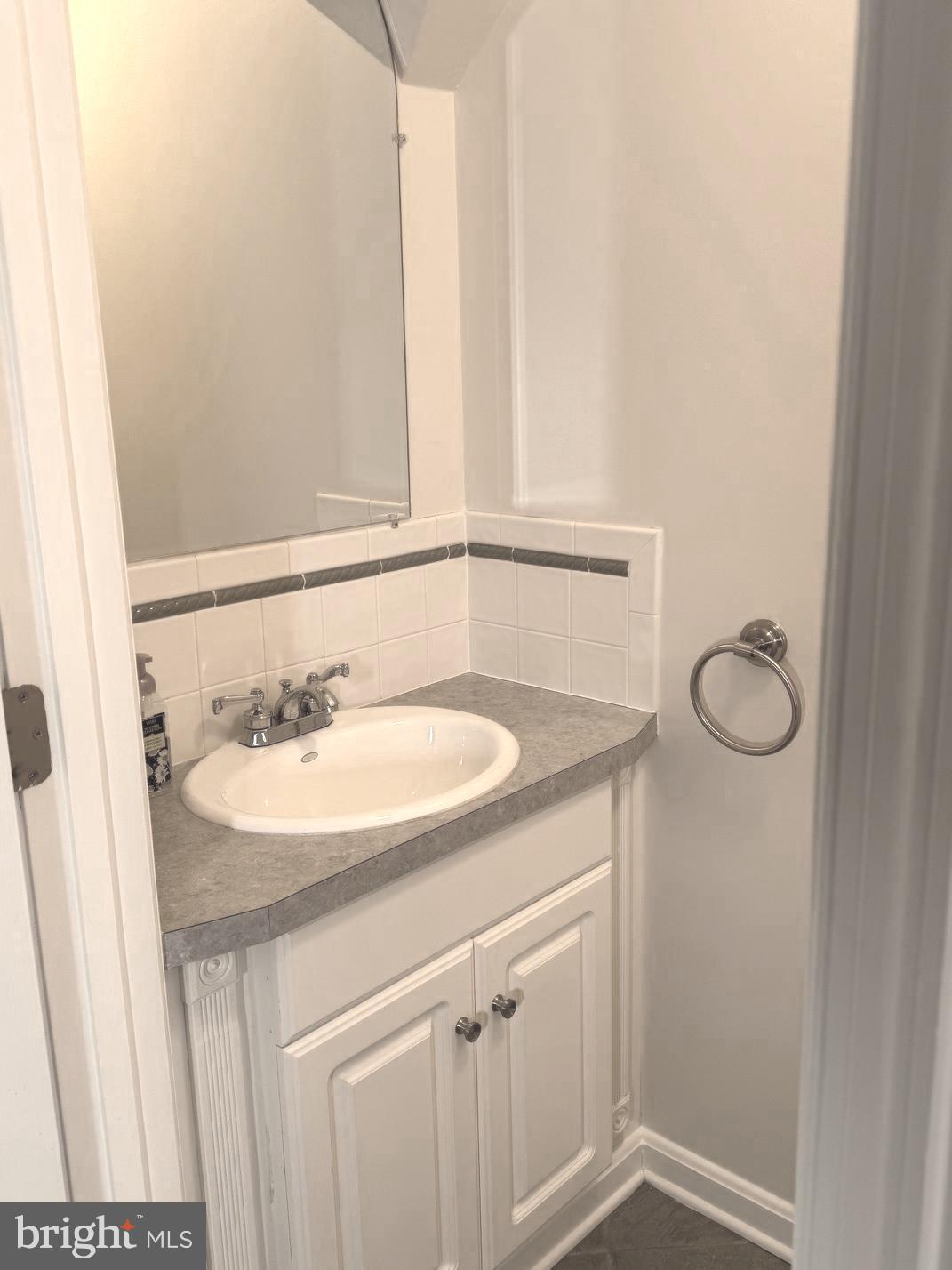 CANTON - Residential Lease