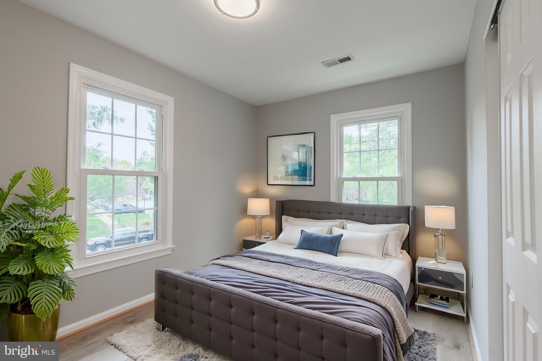 COLONY PARK - Residential