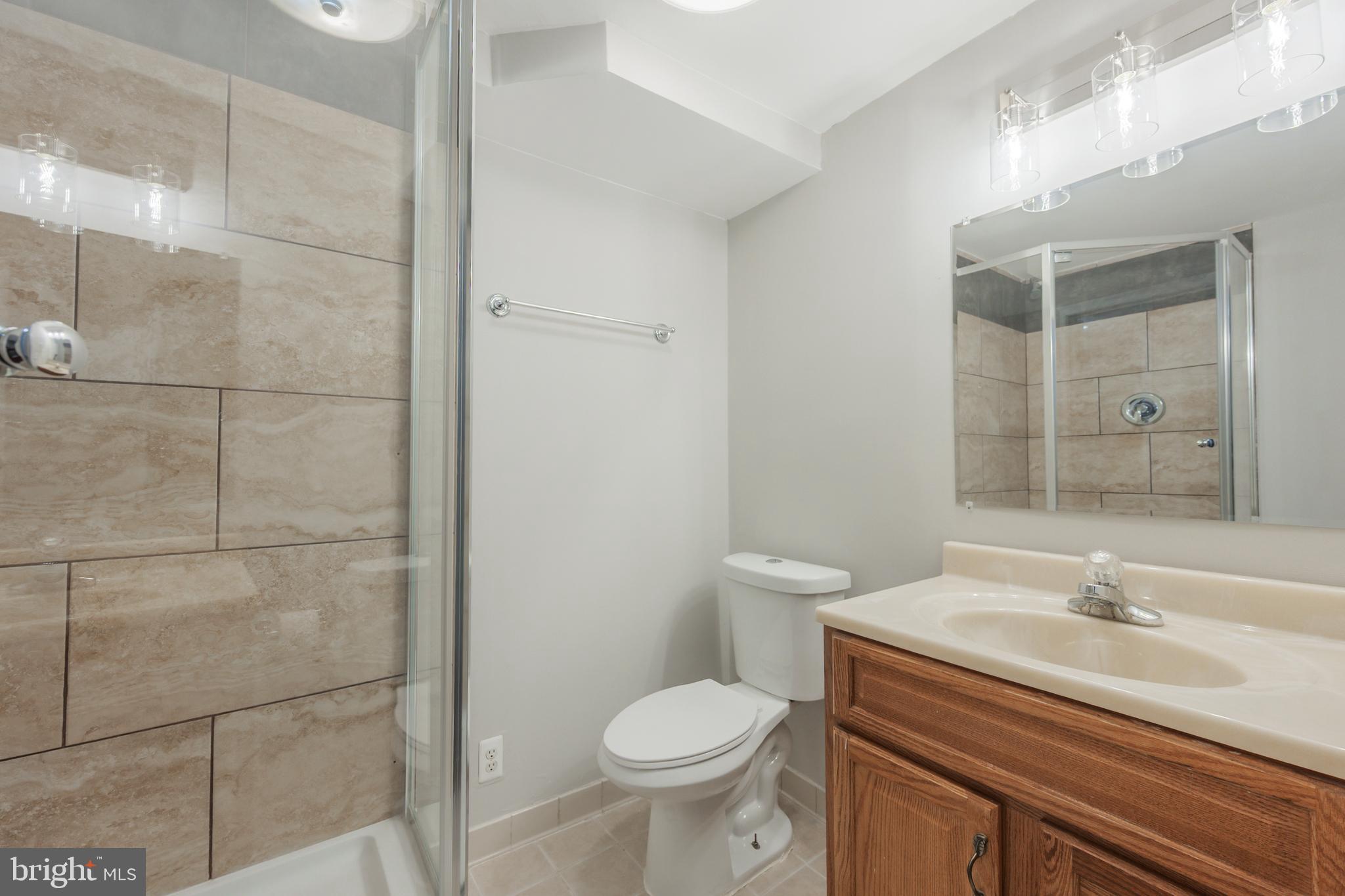 COLONY PARK - Residential